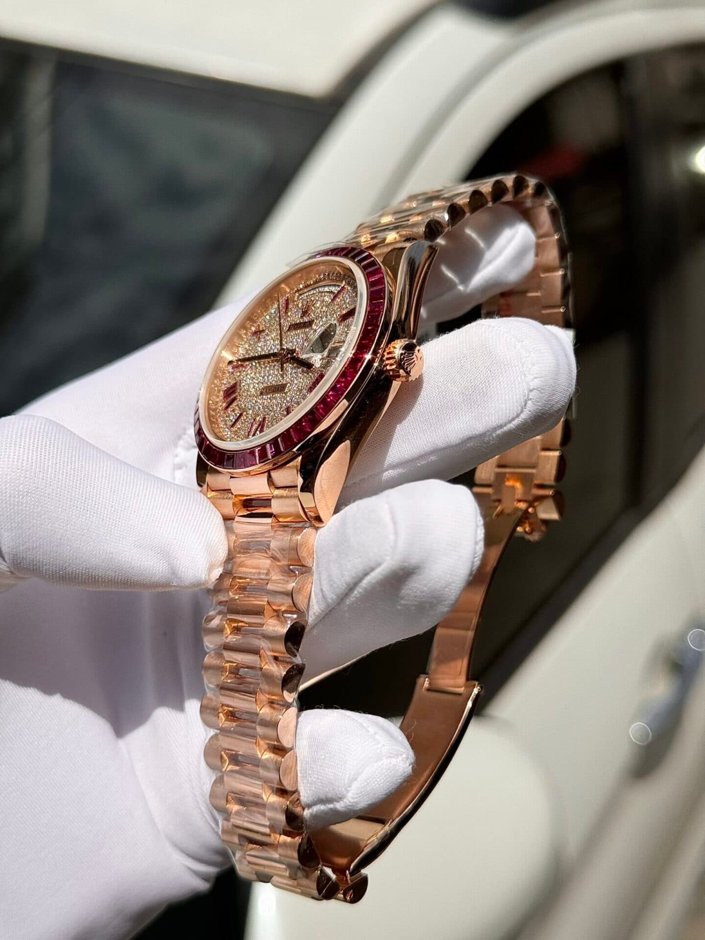Dong-Ho-Rolex-Day-Date-Do-Da-Ruby-Do-Baguette-Moissanite-GM-Factory-40mm-5-1
