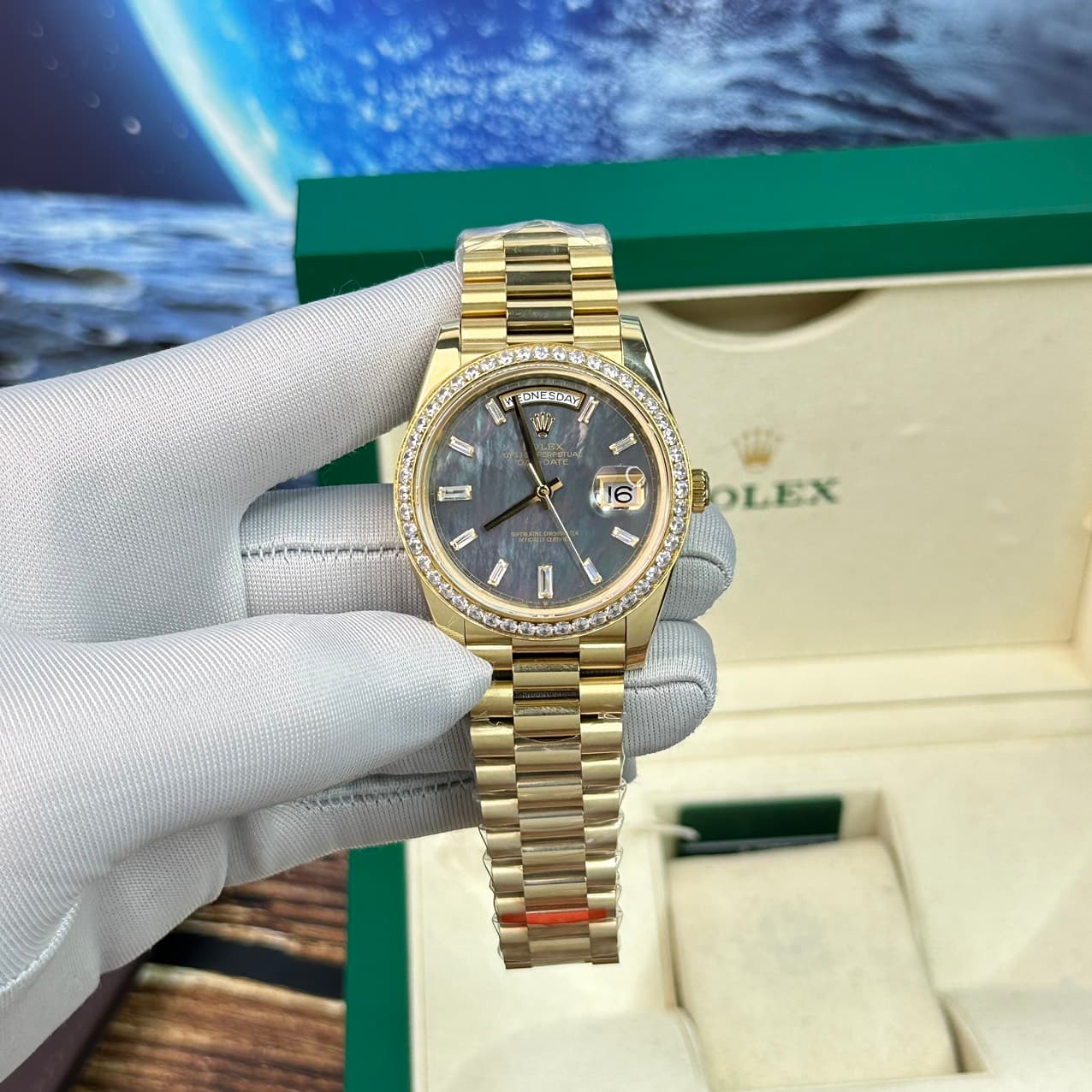 Dong-Ho-Rolex-Day-Date-Fake-11-Mat-Xa-Cu-Dinh-Da-Nha-May-BP-40mm-6-1