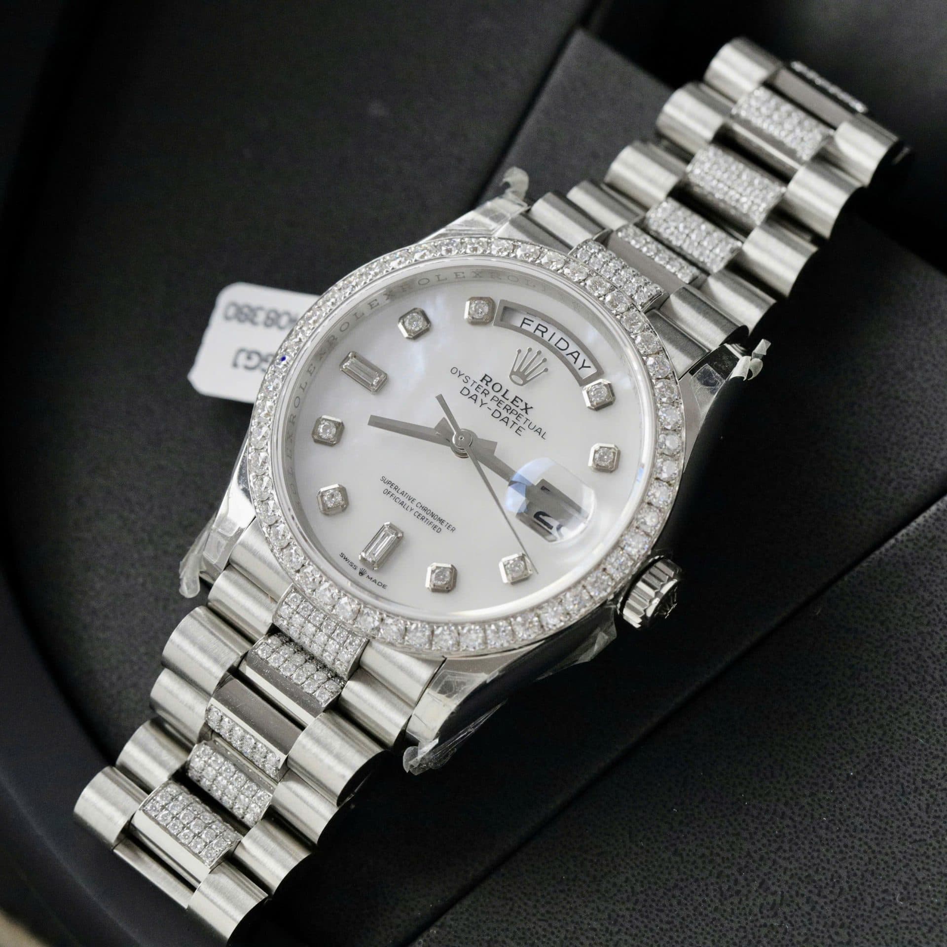 Dong-Ho-Rolex-Day-Date-Mat-MOP-Che-Tac-Dinh-Kim-Cuong-Moissanite-36mm-3-1