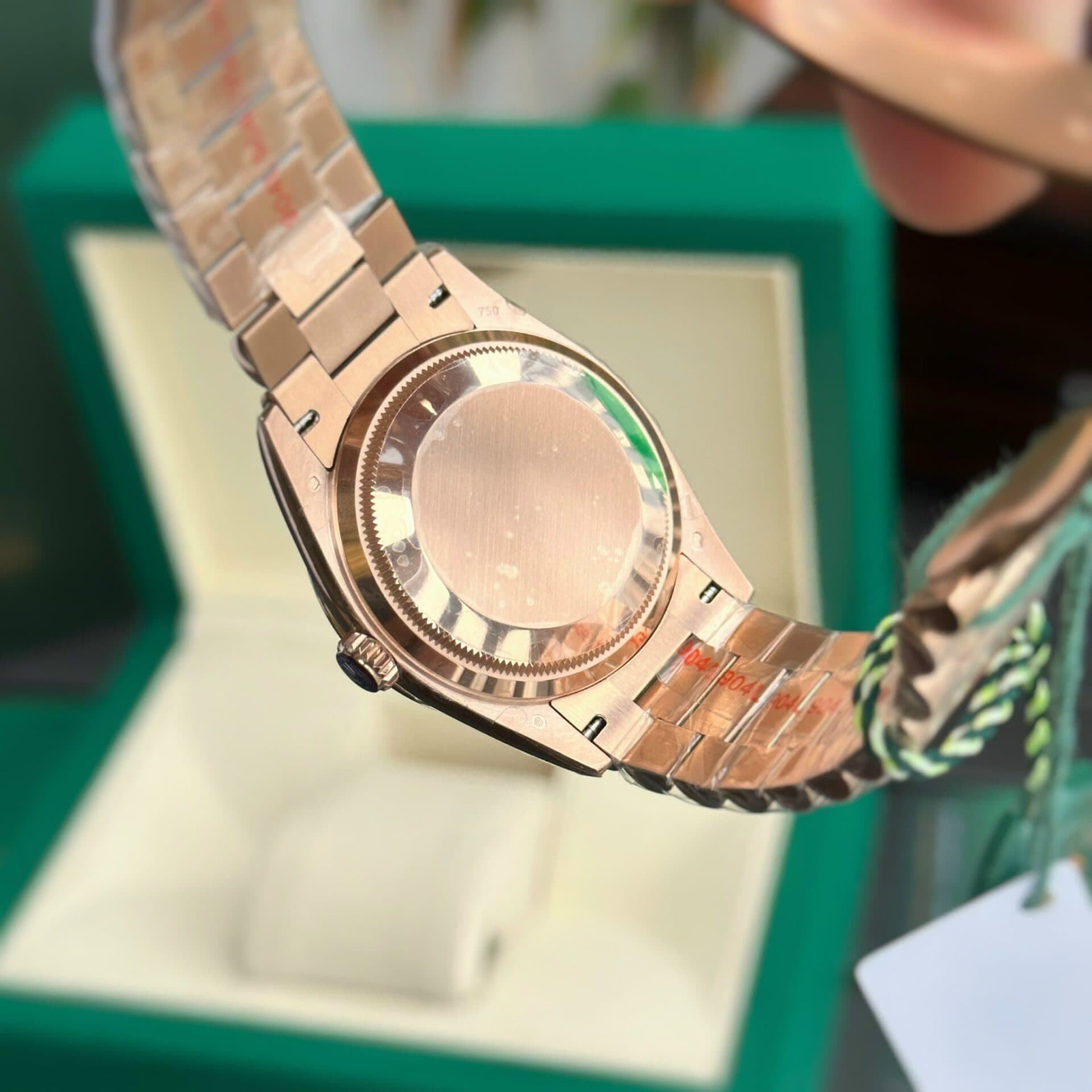 Dong-Ho-Rolex-Day-Date-Replica-11-1-4
