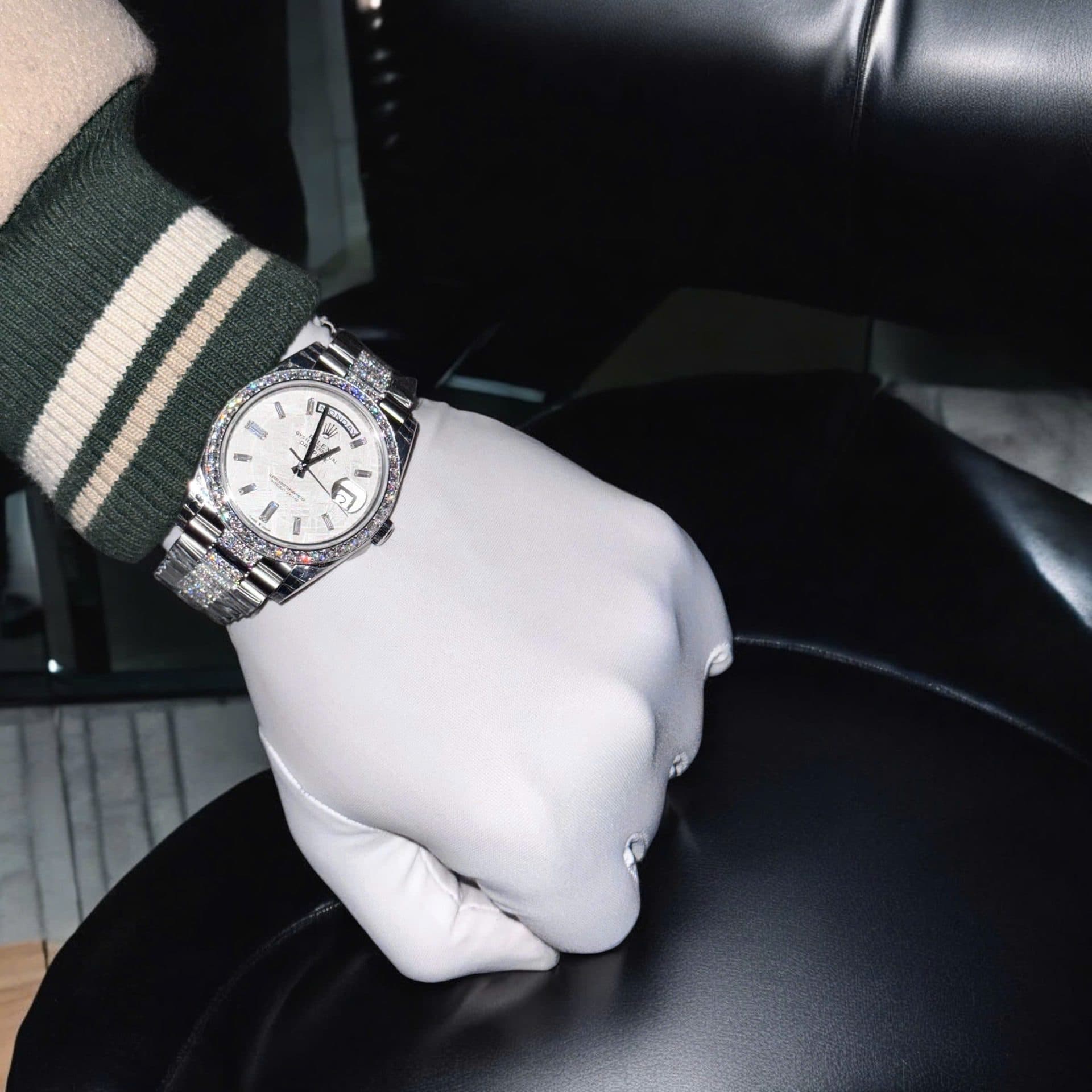 Dong-Ho-Rolex-Day-Date-Replica-11-Mat-Thien-Thach-Coc-So-Day-Dinh-Kim-Cuong-Moissanite-40mm-4-1
