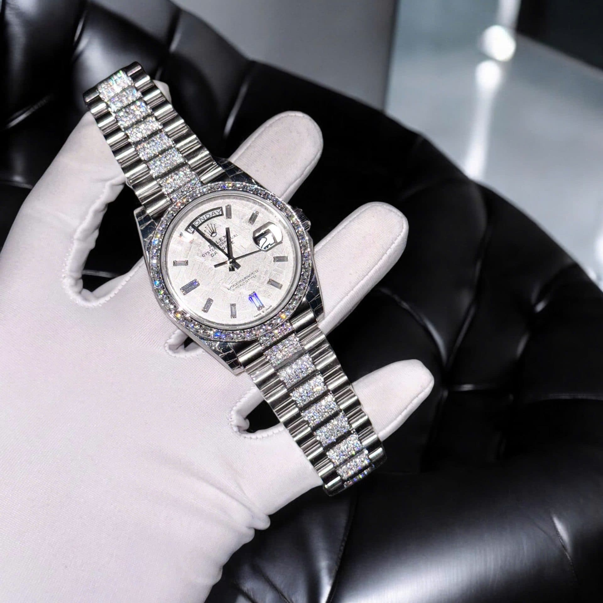 Dong-Ho-Rolex-Day-Date-Replica-11-Mat-Thien-Thach-Coc-So-Day-Dinh-Kim-Cuong-Moissanite-40mm-8-1