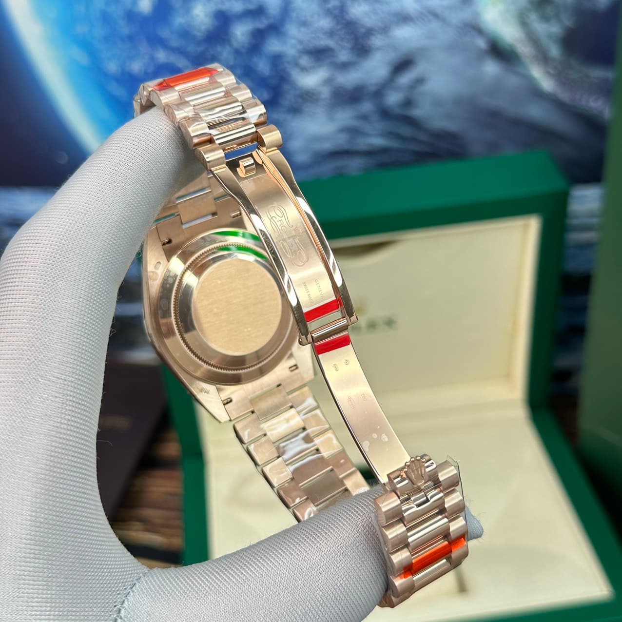 Dong-Ho-Rolex-Day-Date-Super-Fake-Coc-So-Ruby-Do-Nha-May-EW-40mm-7-1