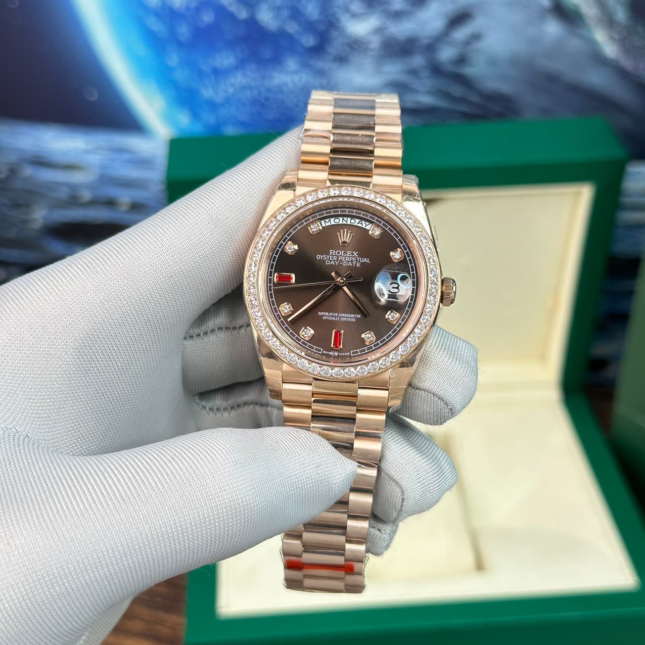 Dong-Ho-Rolex-Day-Date-Super-Fake-Coc-So-Ruby-Do-Nha-May-EW-40mm-8-1