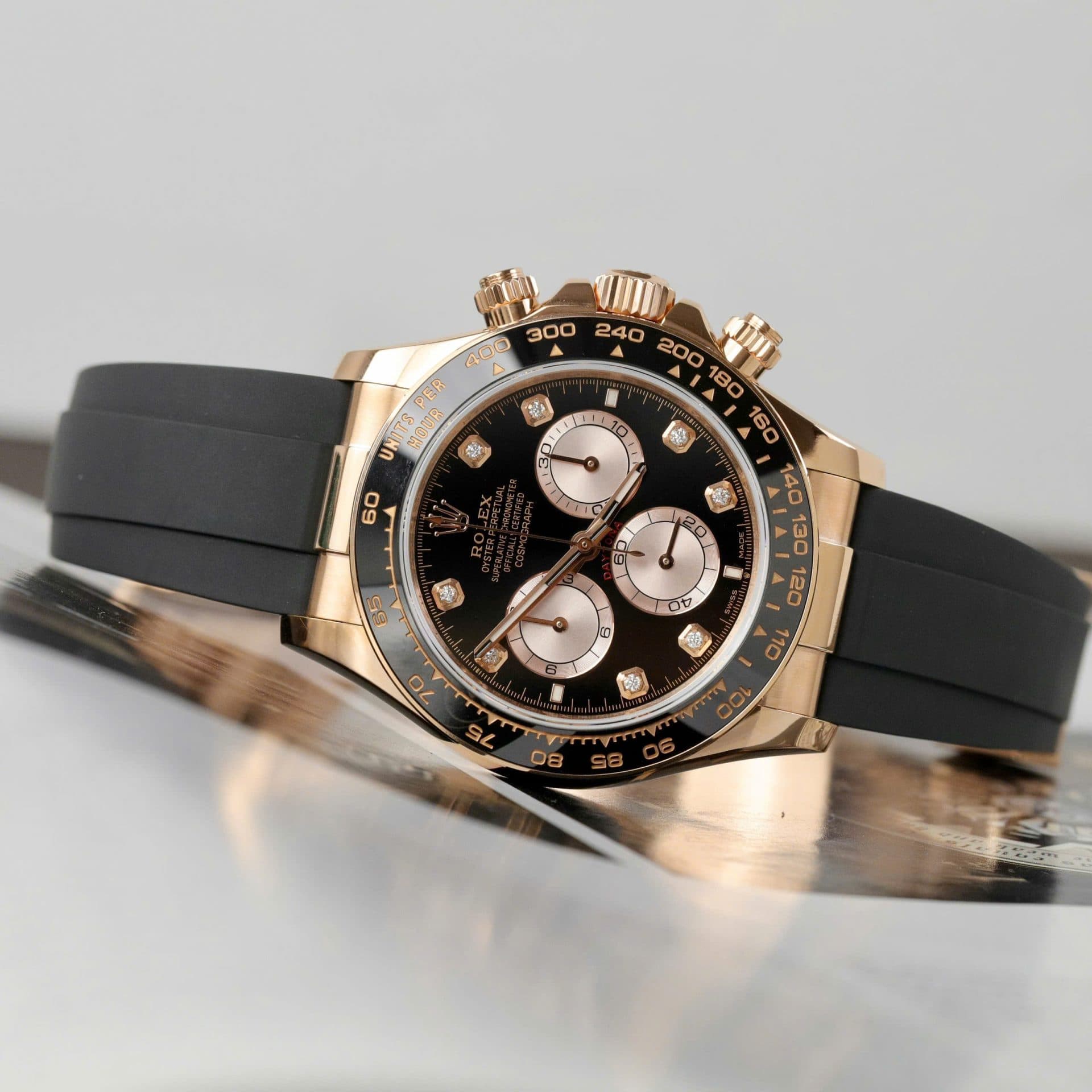 Dong-Ho-Rolex-Daytona-126515-Che-Tac-Mat-Den-Trong-Luong-163Gram-Boc-Vang-That-40mm-3-1