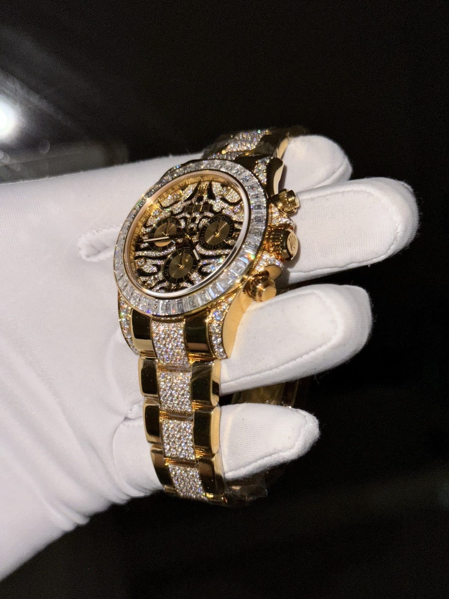 Dong-Ho-Rolex-Daytona-Che-Tac-Boc-Vang-Do-Moisasnite-Eye-Of-Tiger-40mm-5-1
