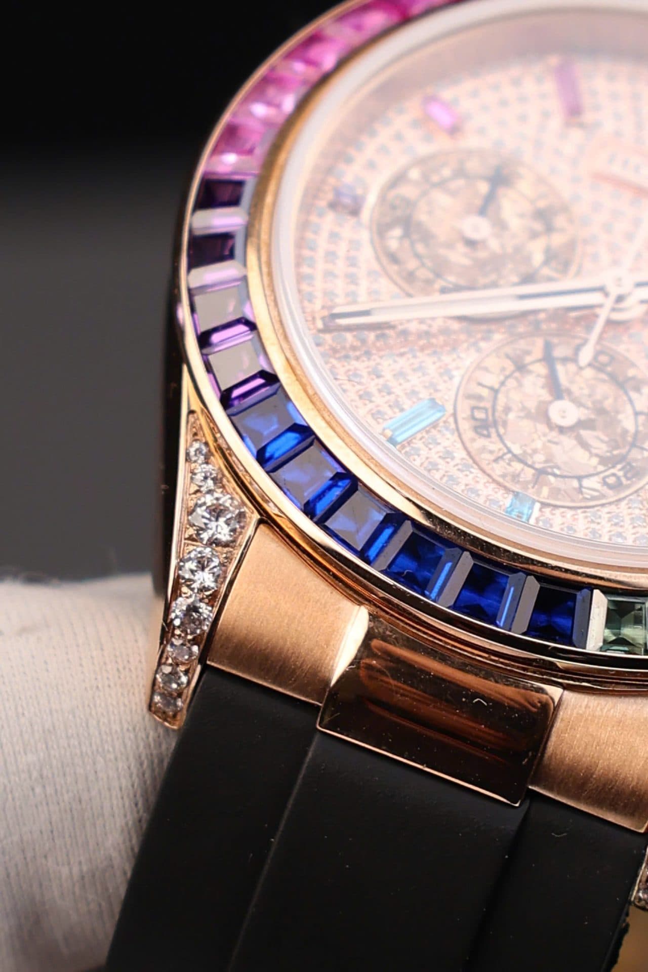 Dong-Ho-Rolex-Daytona-Rainbow-Replica-11-Day-Cao-Su-Nha-May-MS-40mm-14-1