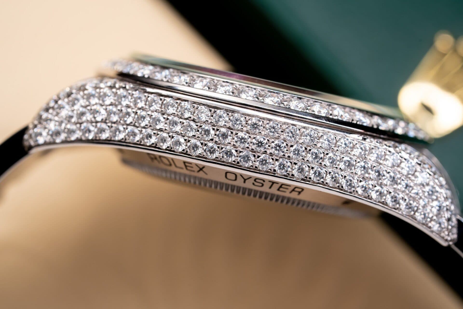 Dong-Ho-Rolex-Dinh-Kim-Cuong-Moissanite-2-2