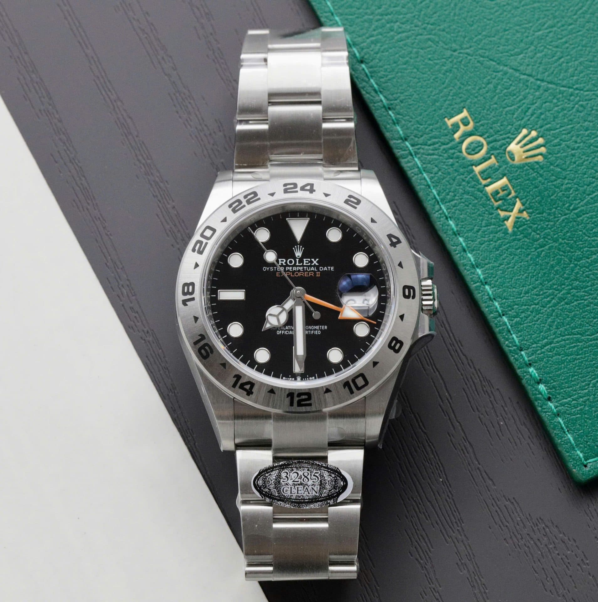 Dong-Ho-Rolex-Explorer-II-226570-Rep-11-Cao-Cap-Nhat-Mat-Den-Nha-May-Clean-42mm-6-1