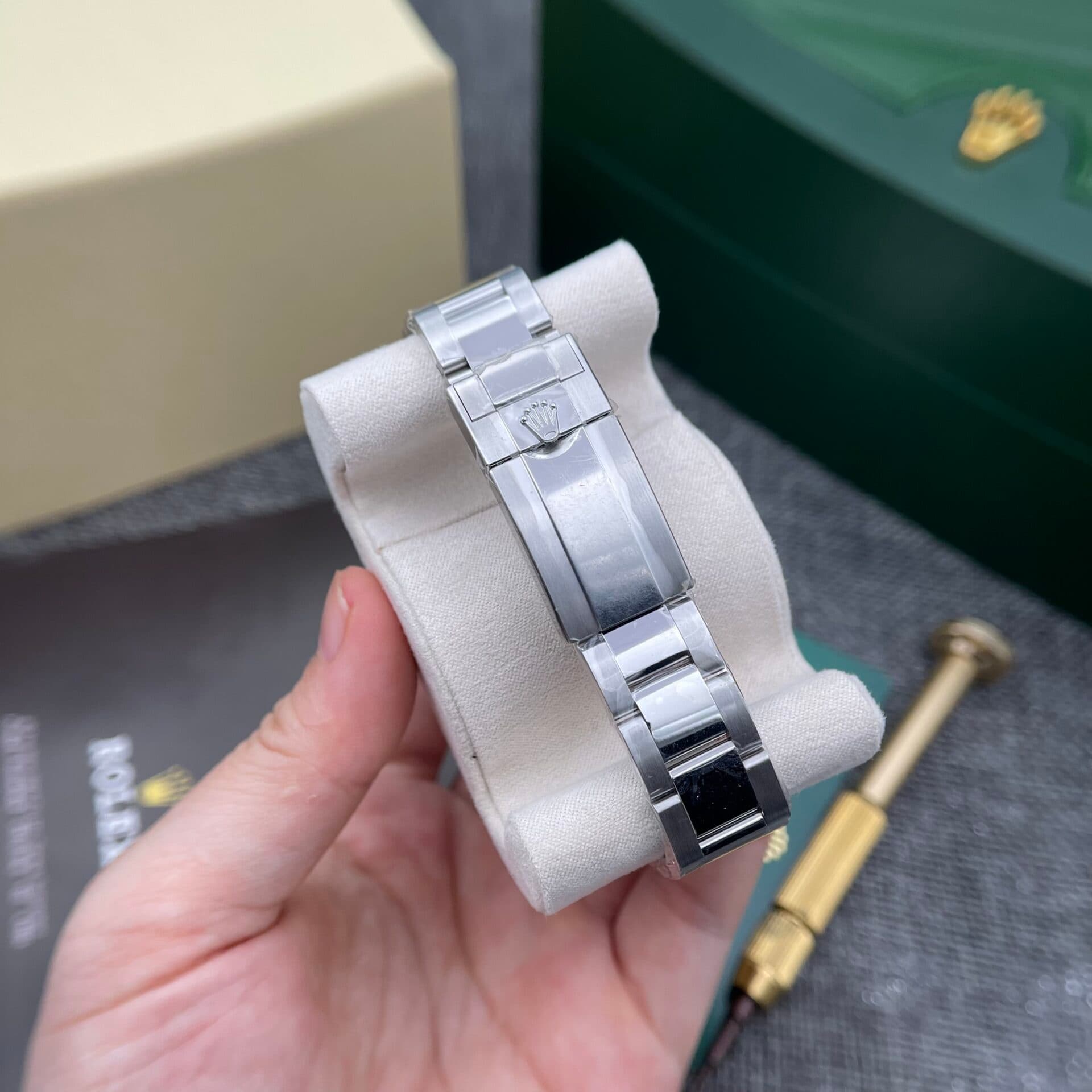 Dong-Ho-Rolex-GMT-Master-II-Black-Dial-Nha-May-Clean-40mm-2-1