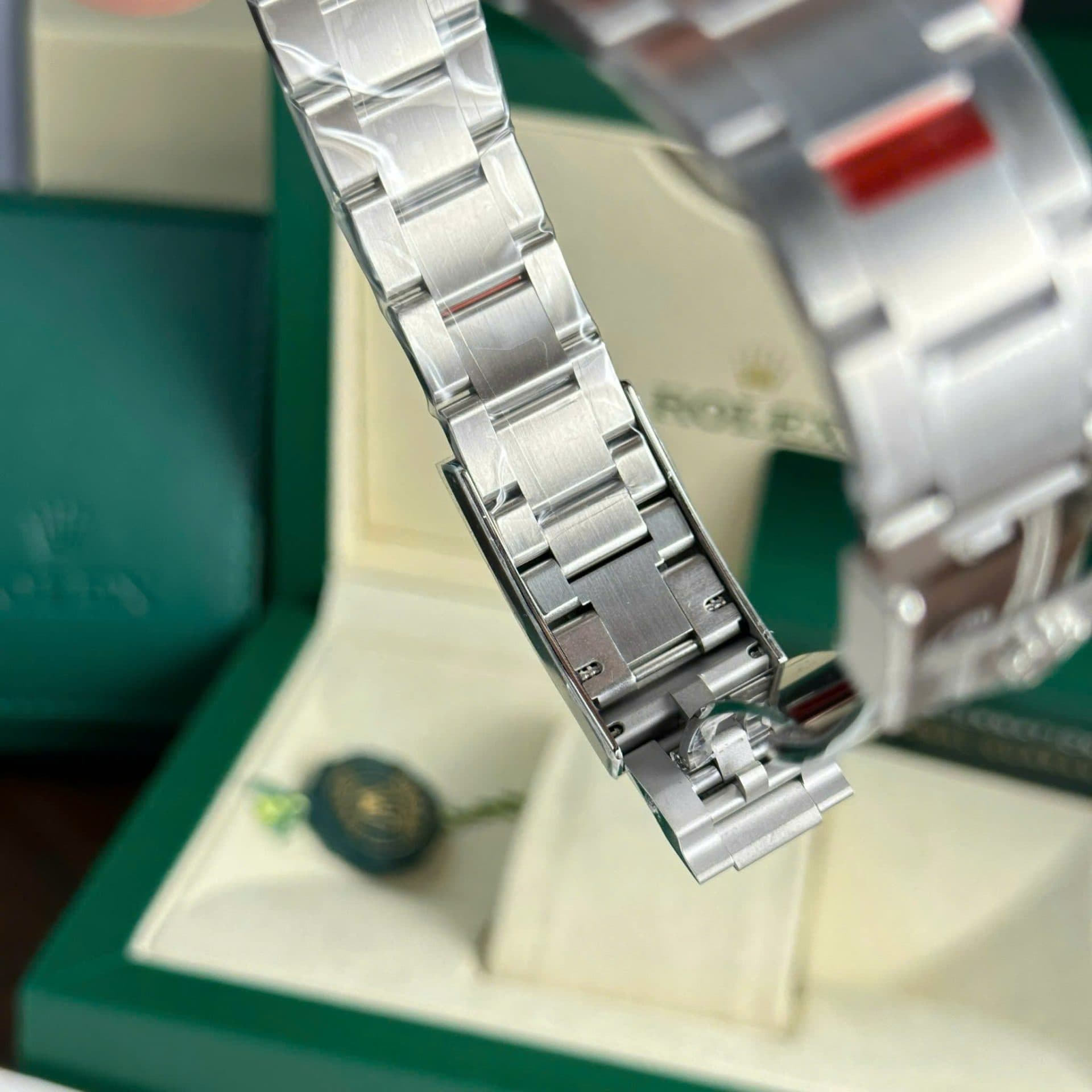 Dong-Ho-Rolex-Nam-Che-Tac-Submariner-126610LN-Mat-Den-Nha-May-VS-41mm-15-1