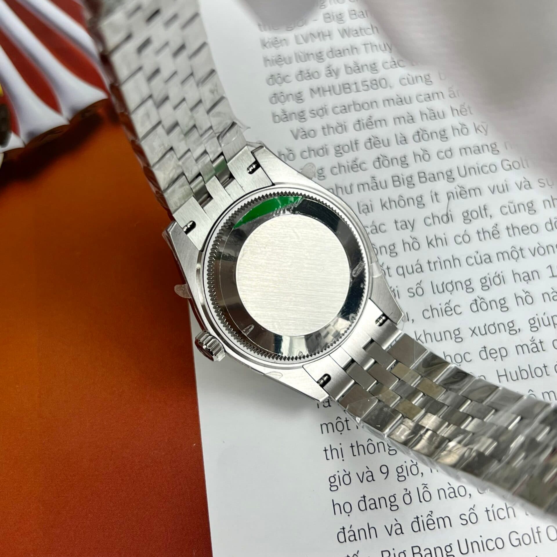 Dong-Ho-Rolex-Nu-DateJust-Mat-So-Vi-Tinh-Super-Fake-EWF-31mm-6-scaled-1