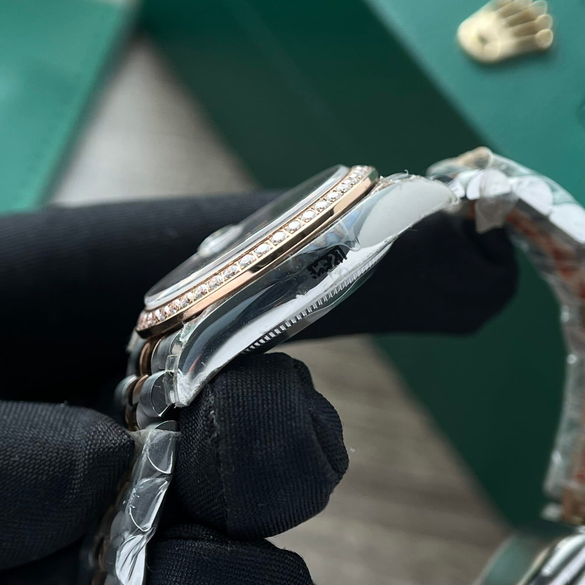 Dong-Ho-Rolex-Nu-Datejust-Replica-11-Dinh-Da-Mat-Xam-31mm-2-scaled-1