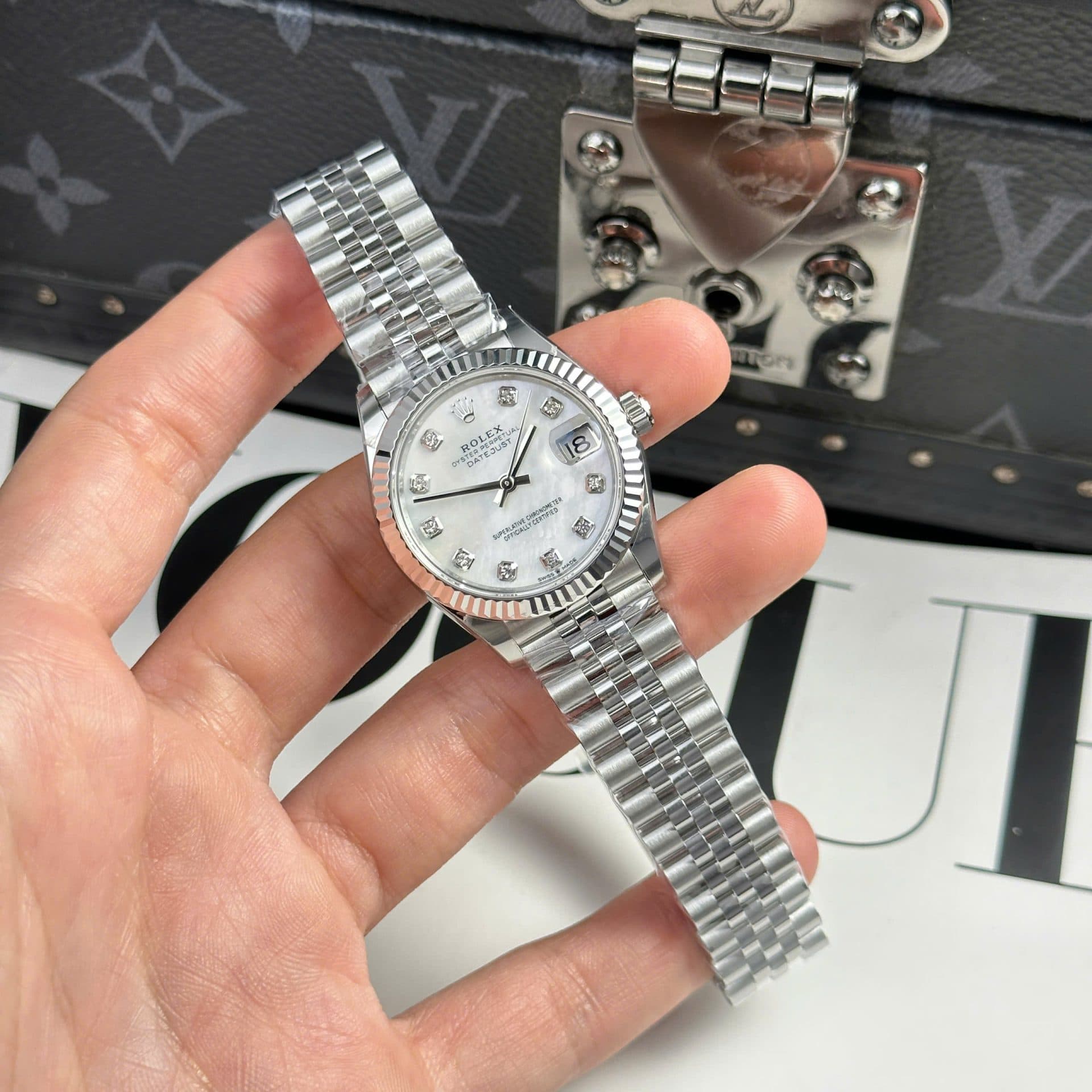 Dong-Ho-Rolex-Nu-Replica-Cao-Cap-DateJust-Mat-MOP-Day-Jubilee-Nha-May-THB-31mm-1-1