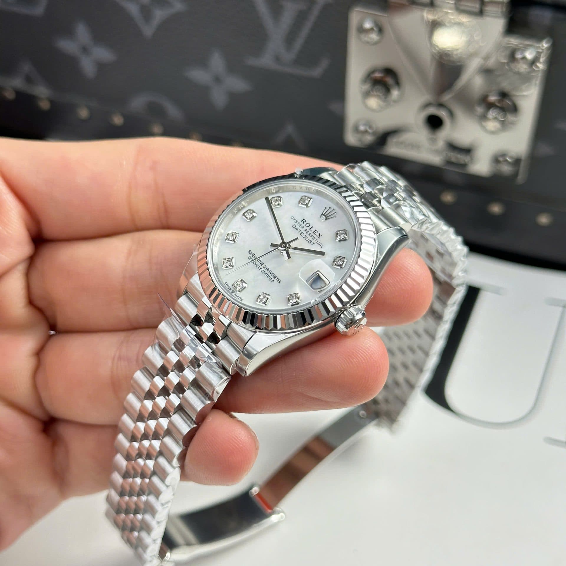 Dong-Ho-Rolex-Nu-Replica-Cao-Cap-DateJust-Mat-MOP-Day-Jubilee-Nha-May-THB-31mm-5-1