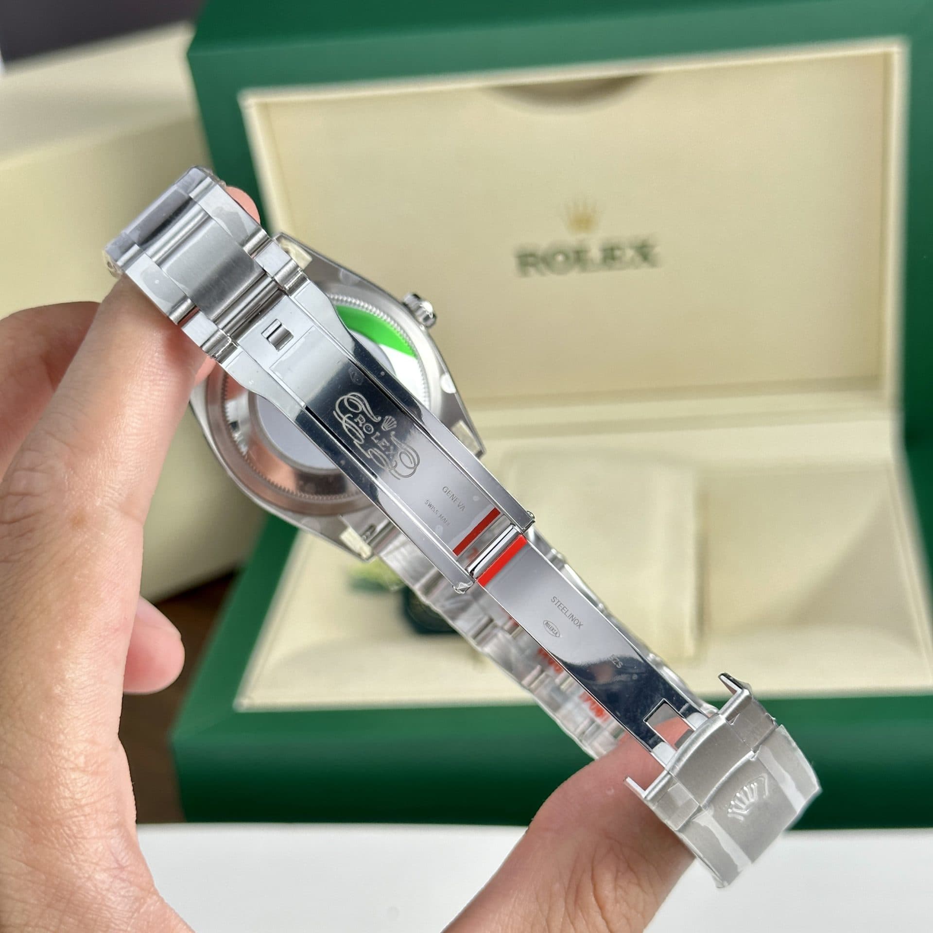 Dong-Ho-Rolex-Oyster-Perpetual-Replica-11-4