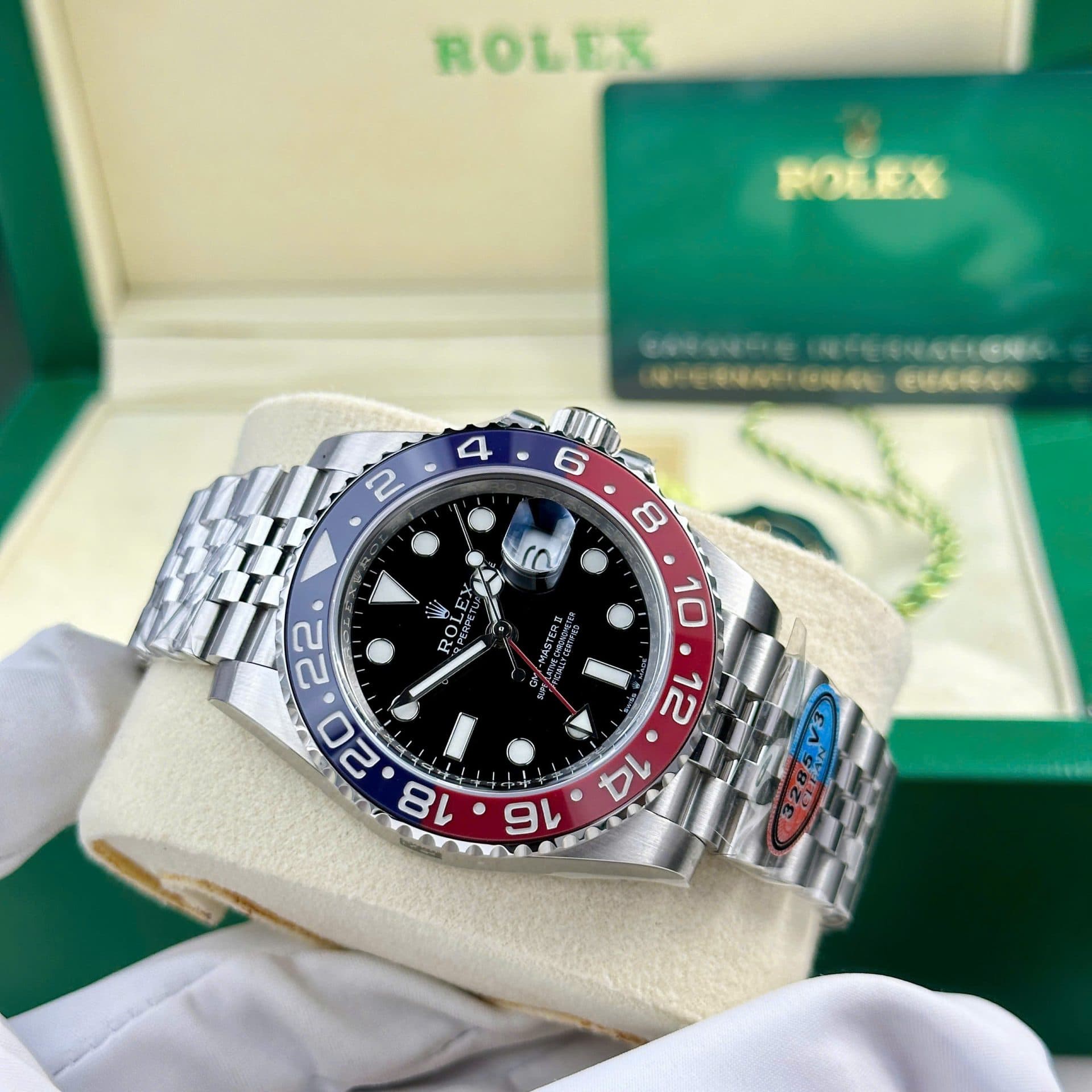 Dong-Ho-Rolex-Pepsi-GMT-Master-II-126710blro-Clean-Factory-V3-40mm-8-1