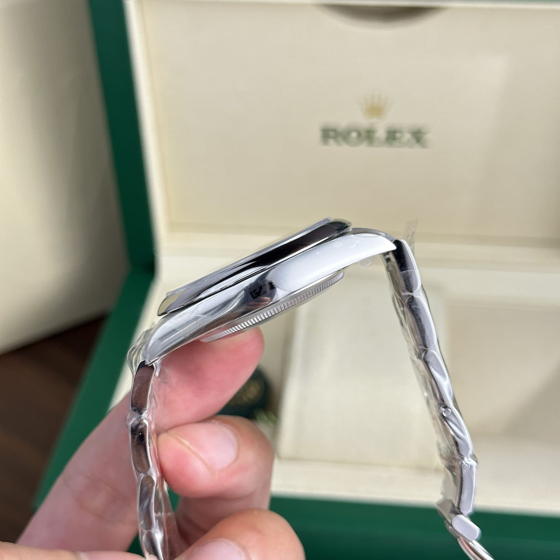 Dong-Ho-Rolex-Replica-11-5