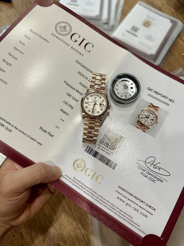 Dong-Ho-Rolex-Replica-11-Day-Date-128235-Boc-Vang-That-Mat-Thien-Thach-36mm-1-1