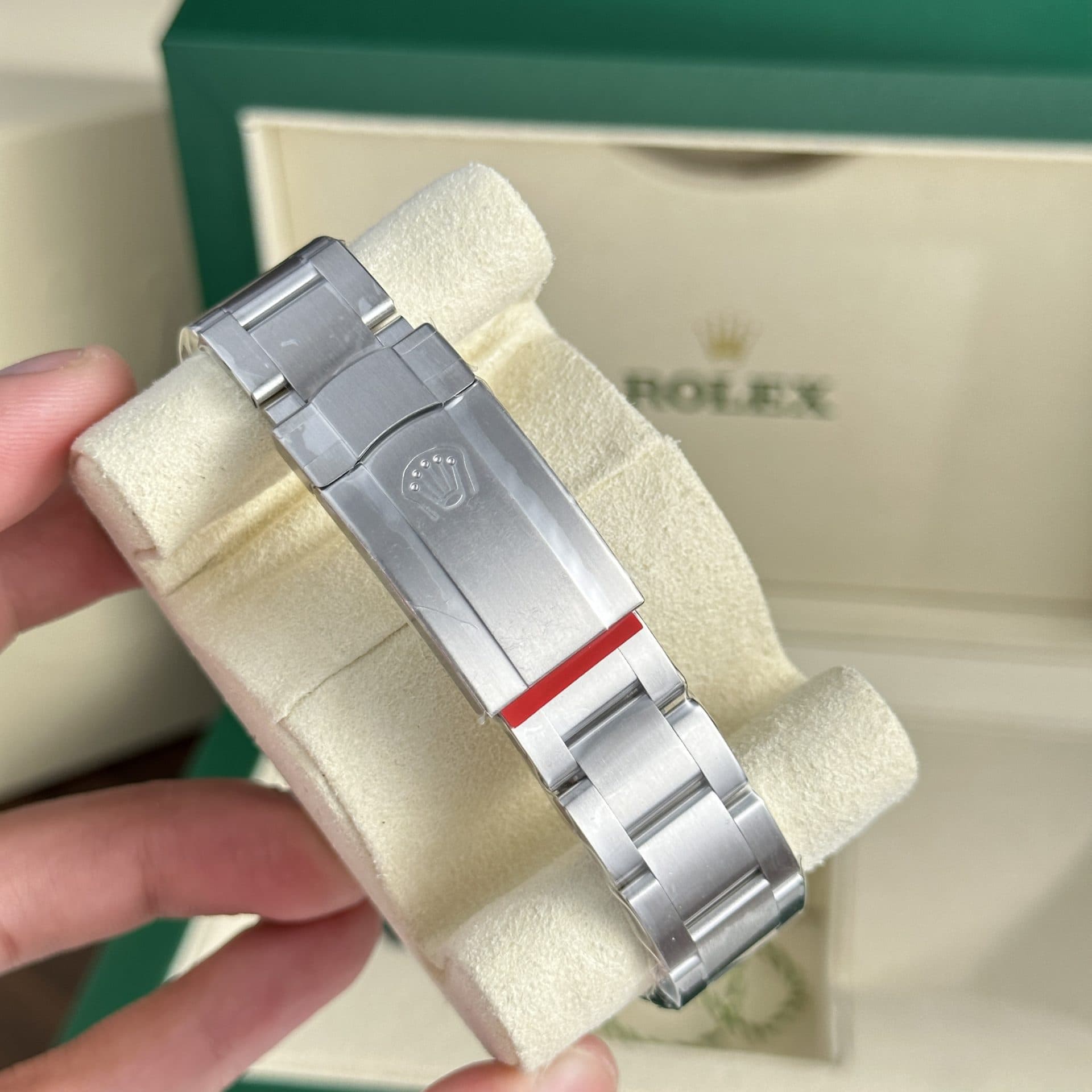 Dong-Ho-Rolex-Replica-11-Oyster-Perpetual-Nam-1