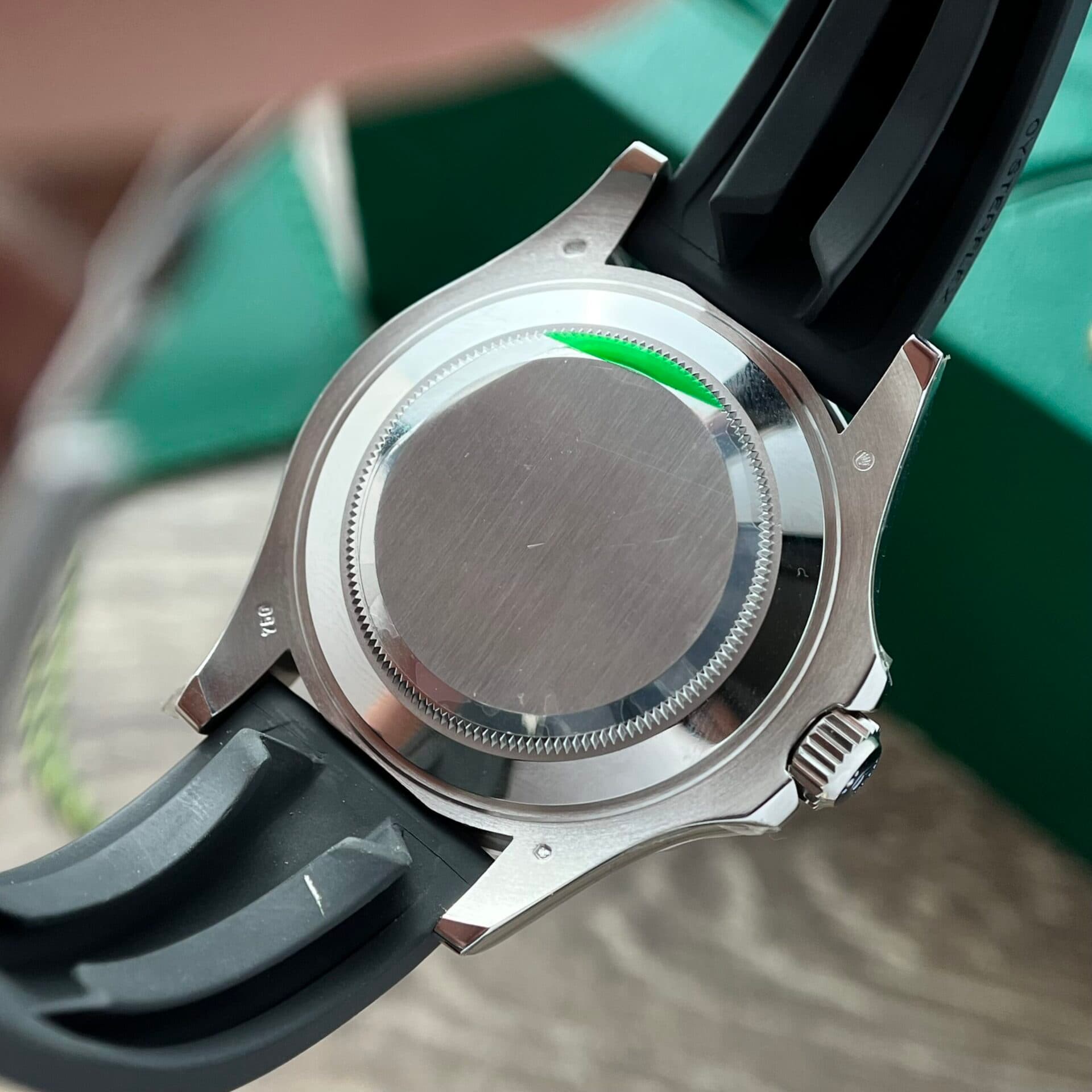Dong-Ho-Rolex-Yacht-Master-Super-Fake-11-Mau-Den-EW-Factory-40mm-1-scaled-1