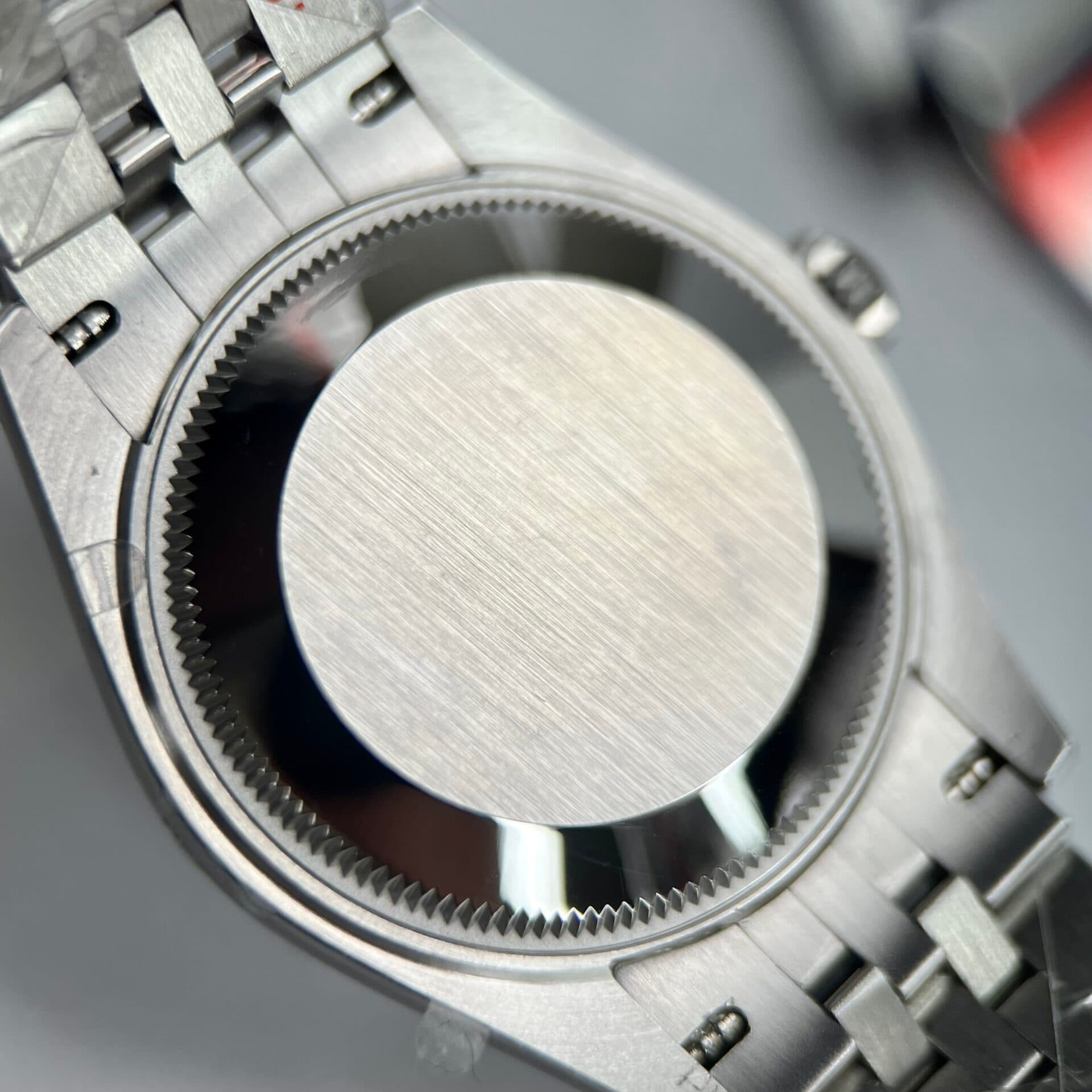 Dong-ho-Rolex-Rep-11-1