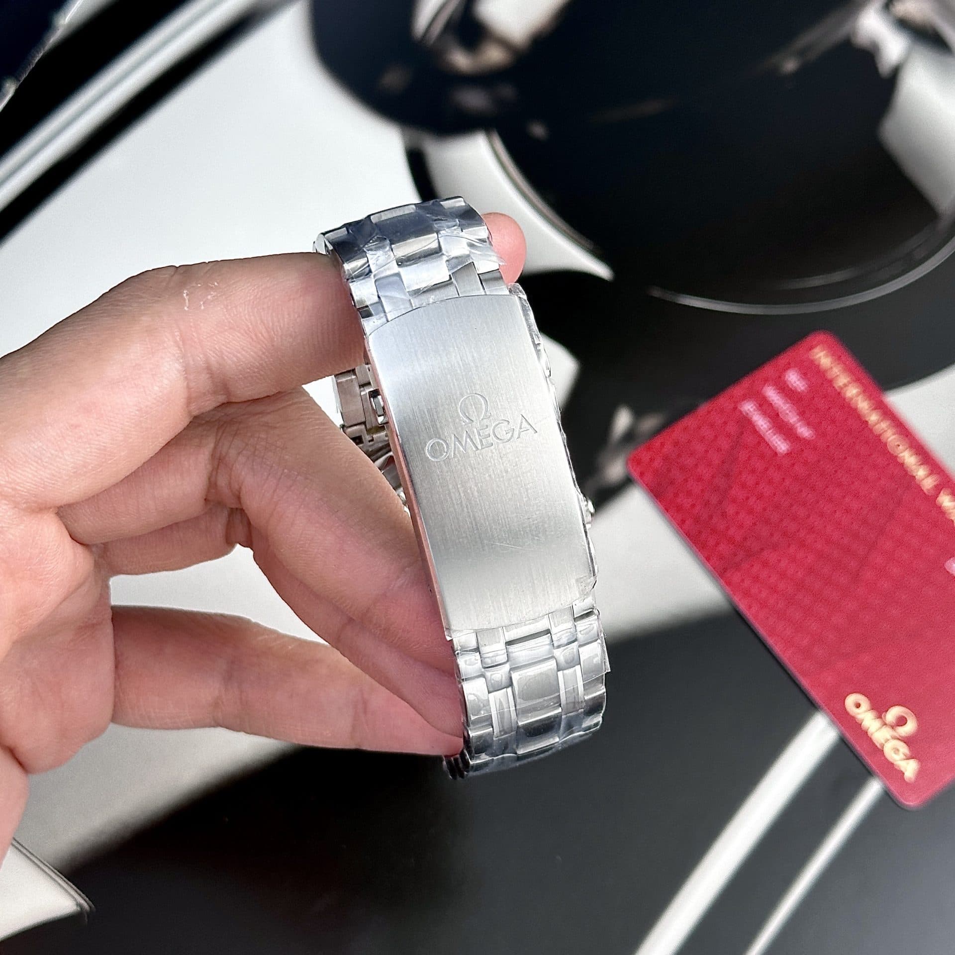 Omega-Fake-Watch-3