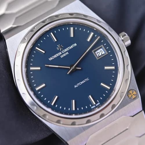 2025-Vacheron-Constantin-222-steel-blue-dial-Vacheron-Historiques-222-Steel-review-5-500×500-1.webp