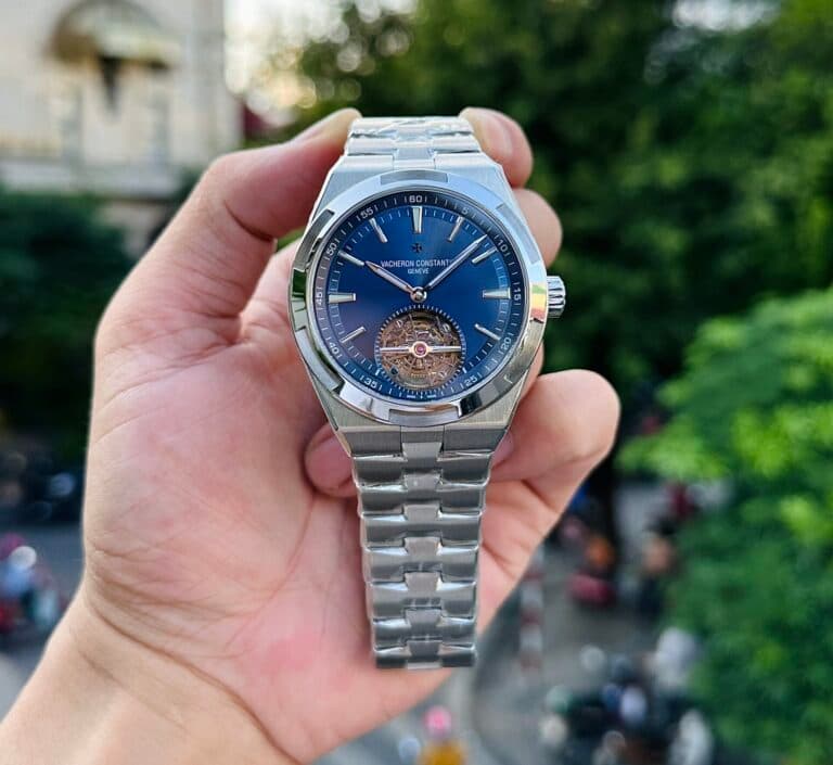 Dong-Ho-Vacheron-Constantin-Overseas-6000V-Tourbillon-Replica-11-5-768×705-1.jpg