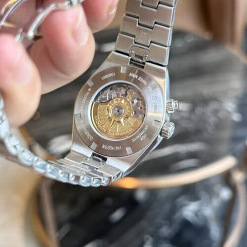 Dong-Ho-Vacheron-Constantin-Overseas-Tourbillon-7900V-Rep-11-Mat-Den-41mm2-768×768-1-500×500-1.jpg