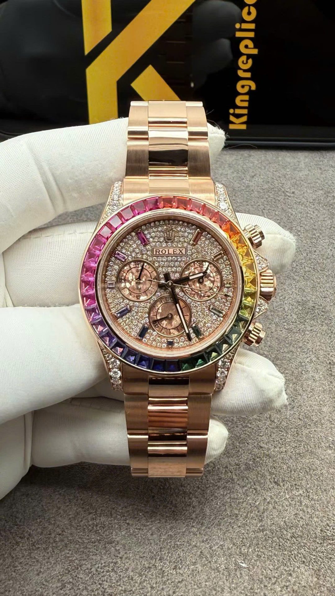 Dong-Ho-Rolex-Daytona-Rainbow-Che-Tac-Vang-Khoi-Dinh-Kim-Cuong-Tu-Nhien-40mm-1-1