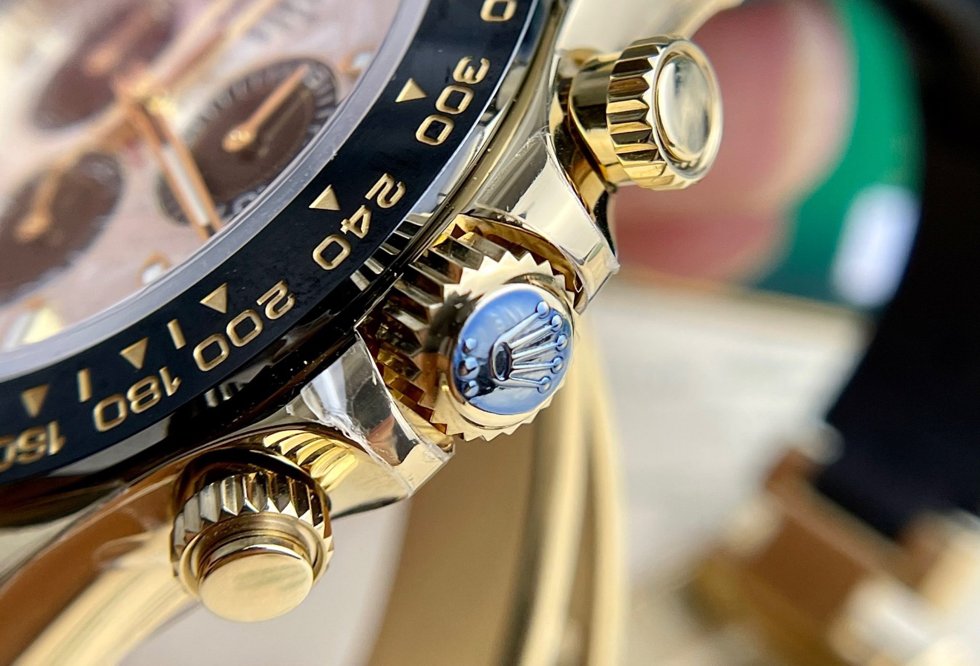 Dong-Ho-Rolex-Che-Tac-Daytona-116518LN-Do-Mat-Thien-Thach-40mm-6-1