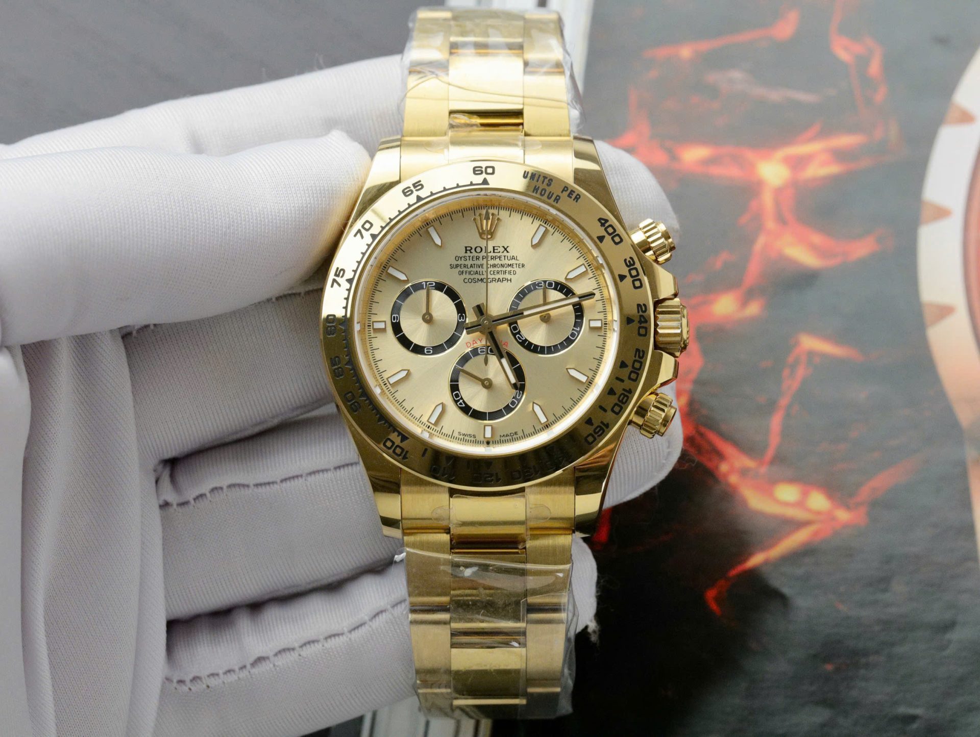Dong-Ho-Rolex-Che-Tac-Daytona-126508-Mat-Vang-Day-Oyster-40mm-9-1