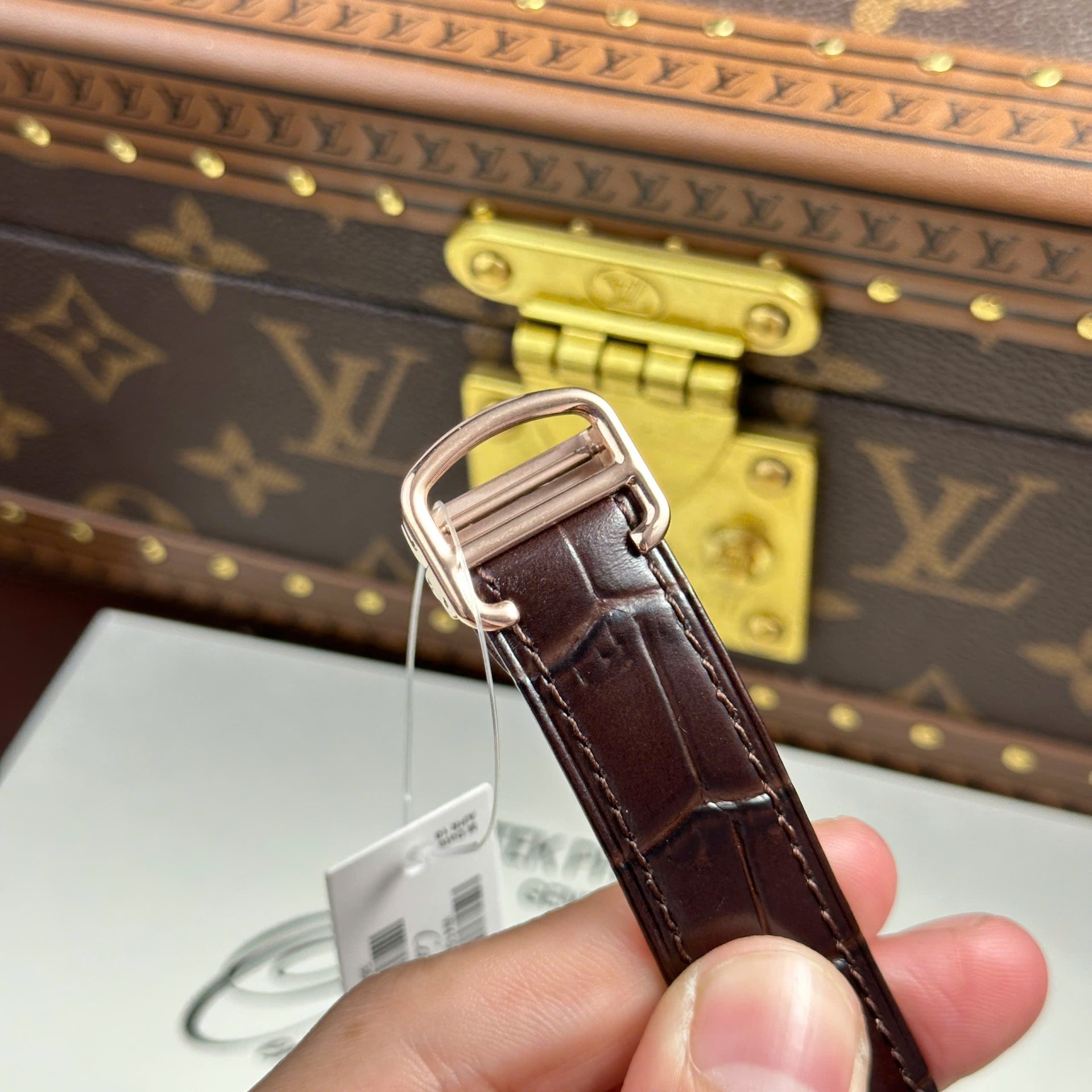 Dong-Ho-Cartier-Drive-Tourbillon-Replica-11-Mat-So-Van-Guiloche-Day-Da-41mm-1-1