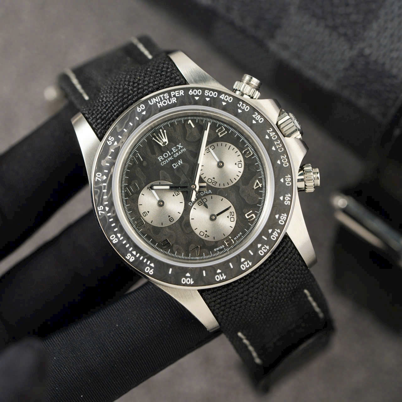 Dong-Ho-Che-Tac-Rolex-Cosmograph-Daytona-DiW-Day-Vai-Canvas-40mm-9-1