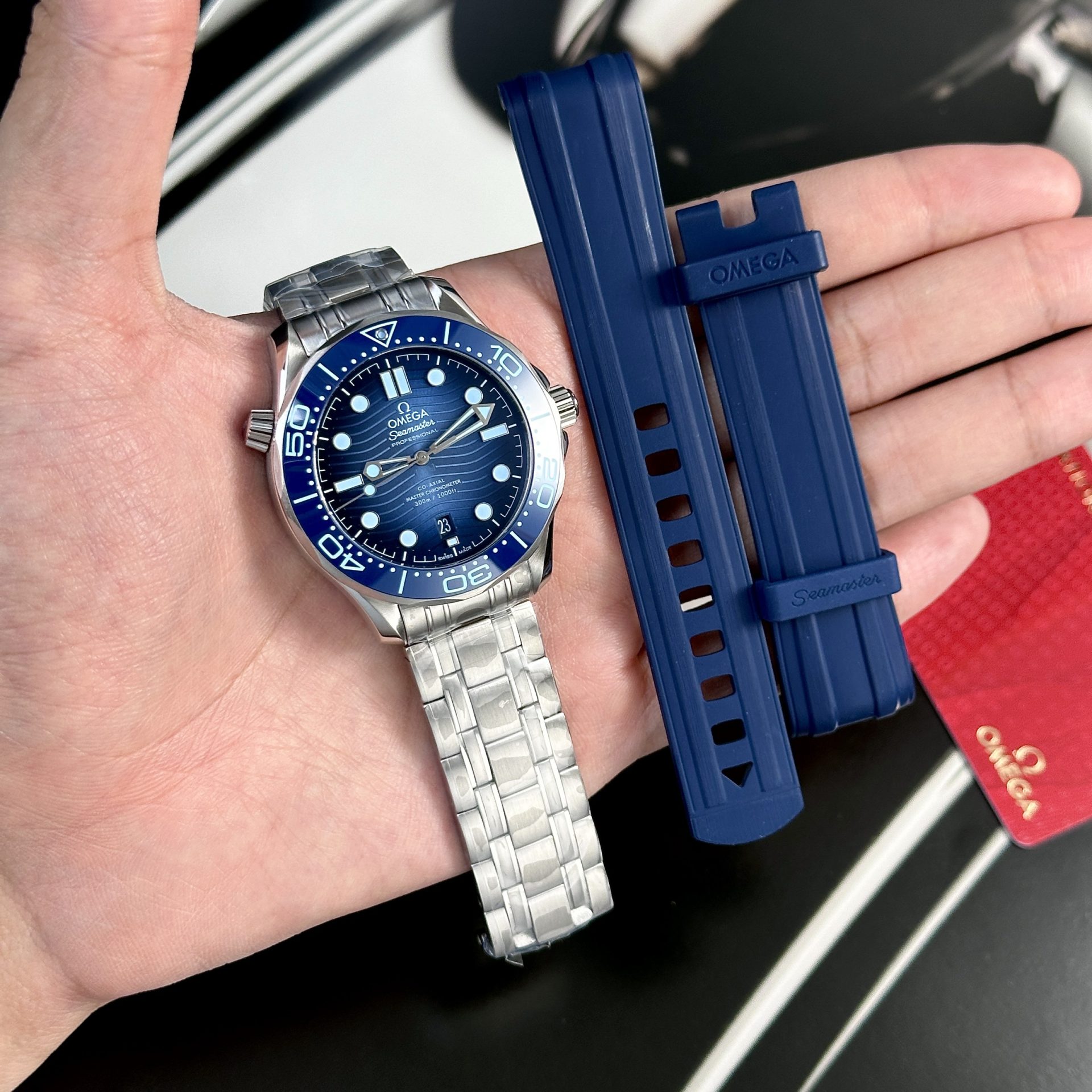 Dong-Ho-Omega-Che-Tac-Seamaster-Summer-Blue-Nha-May-VS-42mm-5-1