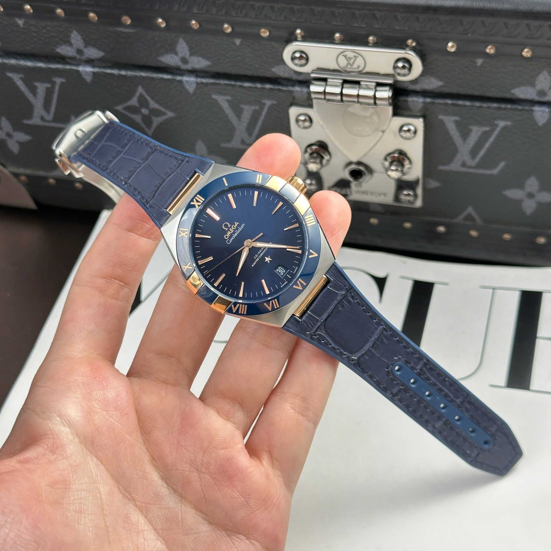 Dong-Ho-Omega-Constellation-Replica-11-Vien-Gom-Xanh-Blue-Nha-May-VS-41mm-8-1