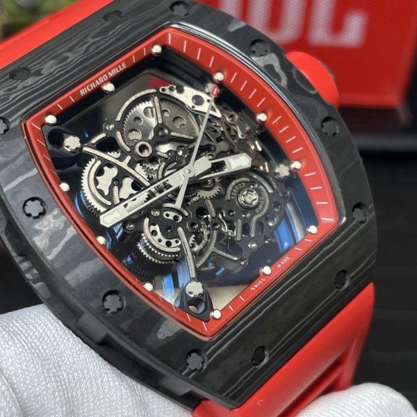 Dong-Ho-Richard-Mille-RM055-Carbon-NTPT-Rep-11-BBR-Mau-Do-45mm-8-1
