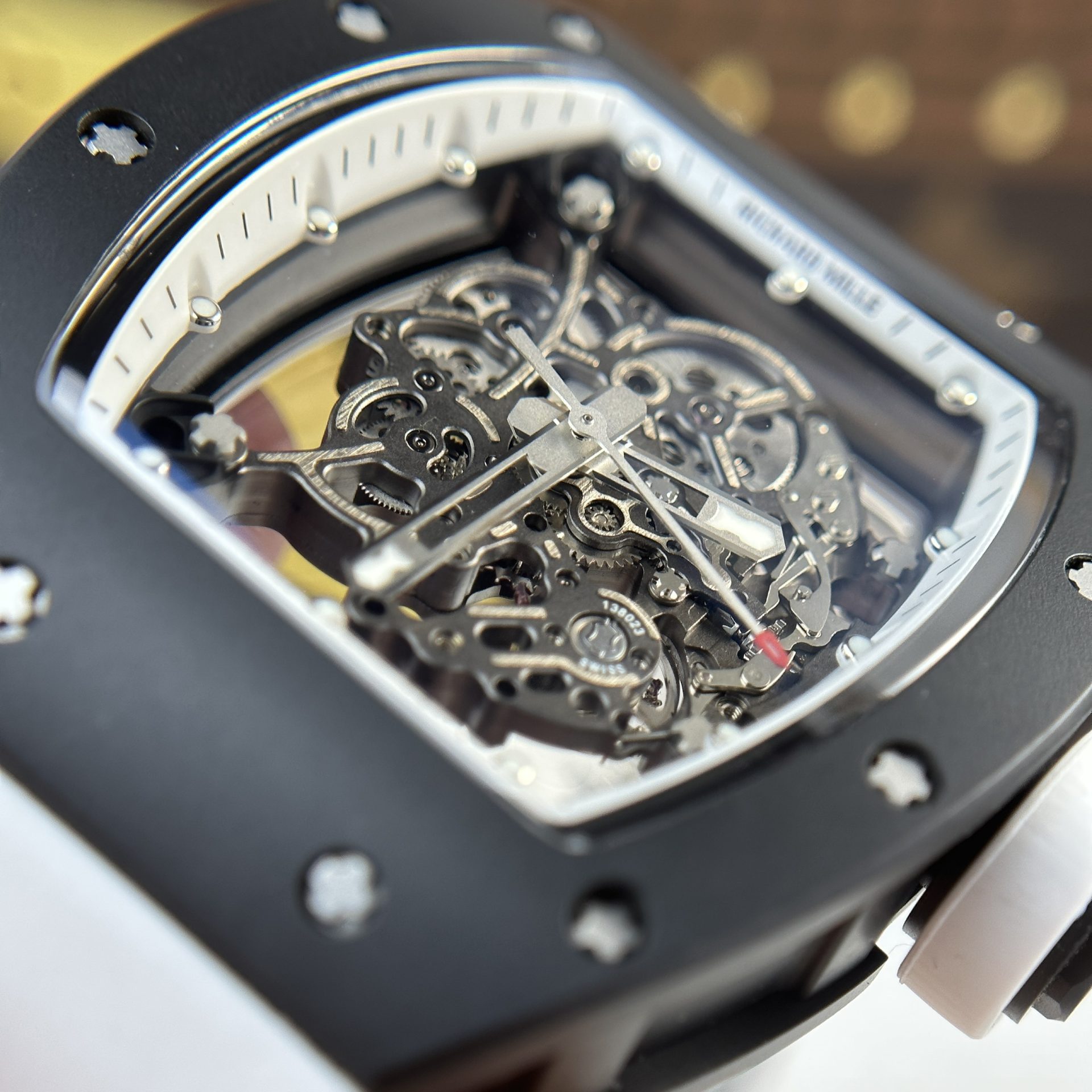 Dong-Ho-Richard-Mille-RM055-Gom-Den-Bubba-Watson-Nha-May-BBR-2024-45mm-11-1