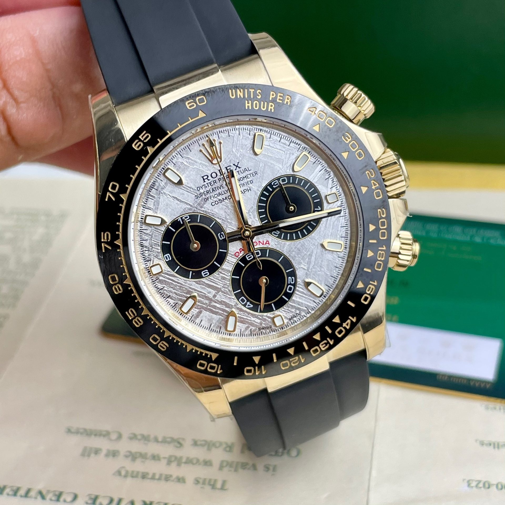 Dong-Ho-Rolex-Che-Tac-Daytona-116518LN-Do-Mat-Thien-Thach-40mm-1-1