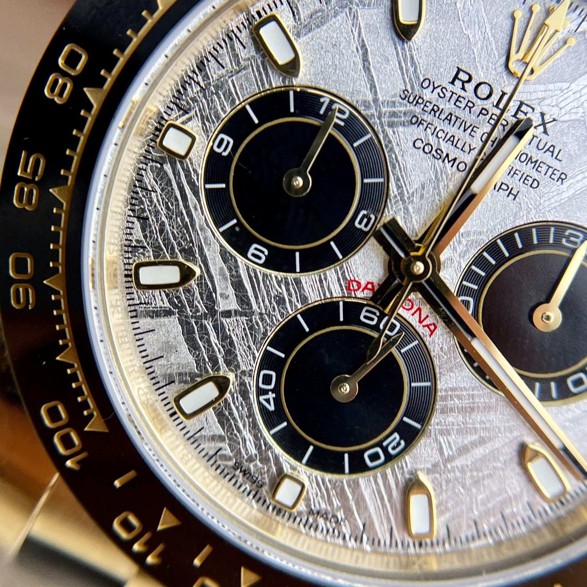 Dong-Ho-Rolex-Che-Tac-Daytona-116518LN-Do-Mat-Thien-Thach-40mm-5-1