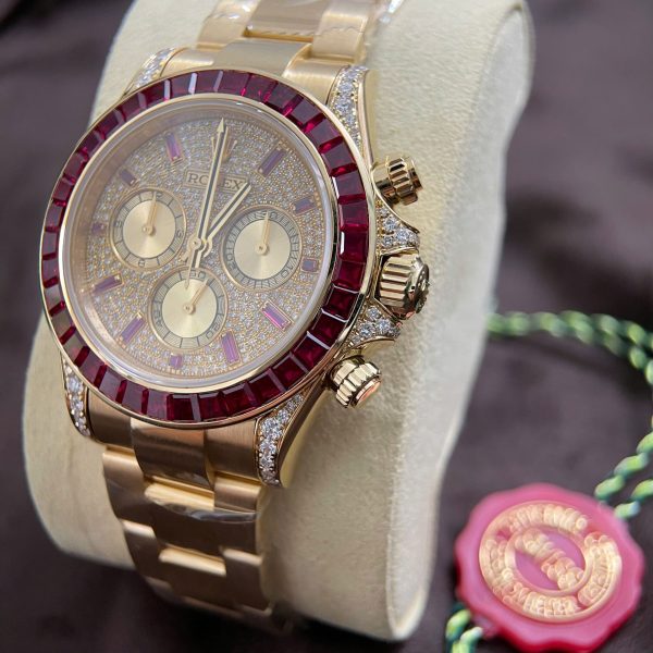 Dong-Ho-Rolex-Che-Tac-Daytona-126598TRU-Vang-18K-Nguyen-Khoi-Ruby-Kim-Cuong-Tu-Nhien-40mm-9-1