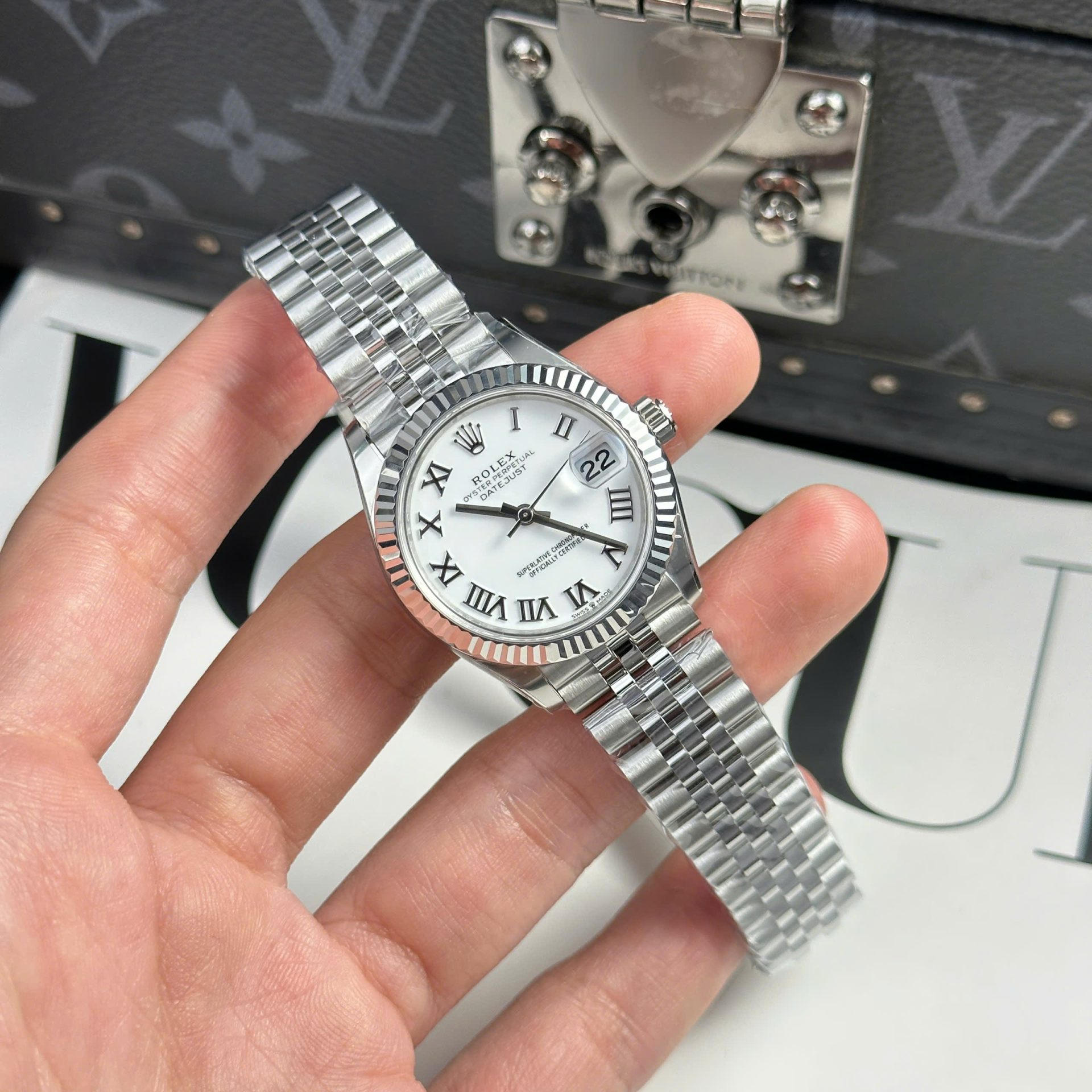 Dong-Ho-Rolex-DateJust-Fake-11-Cao-Cap-Mat-Trang-Coc-So-La-Ma-Nha-May-THB-31mm-1-1