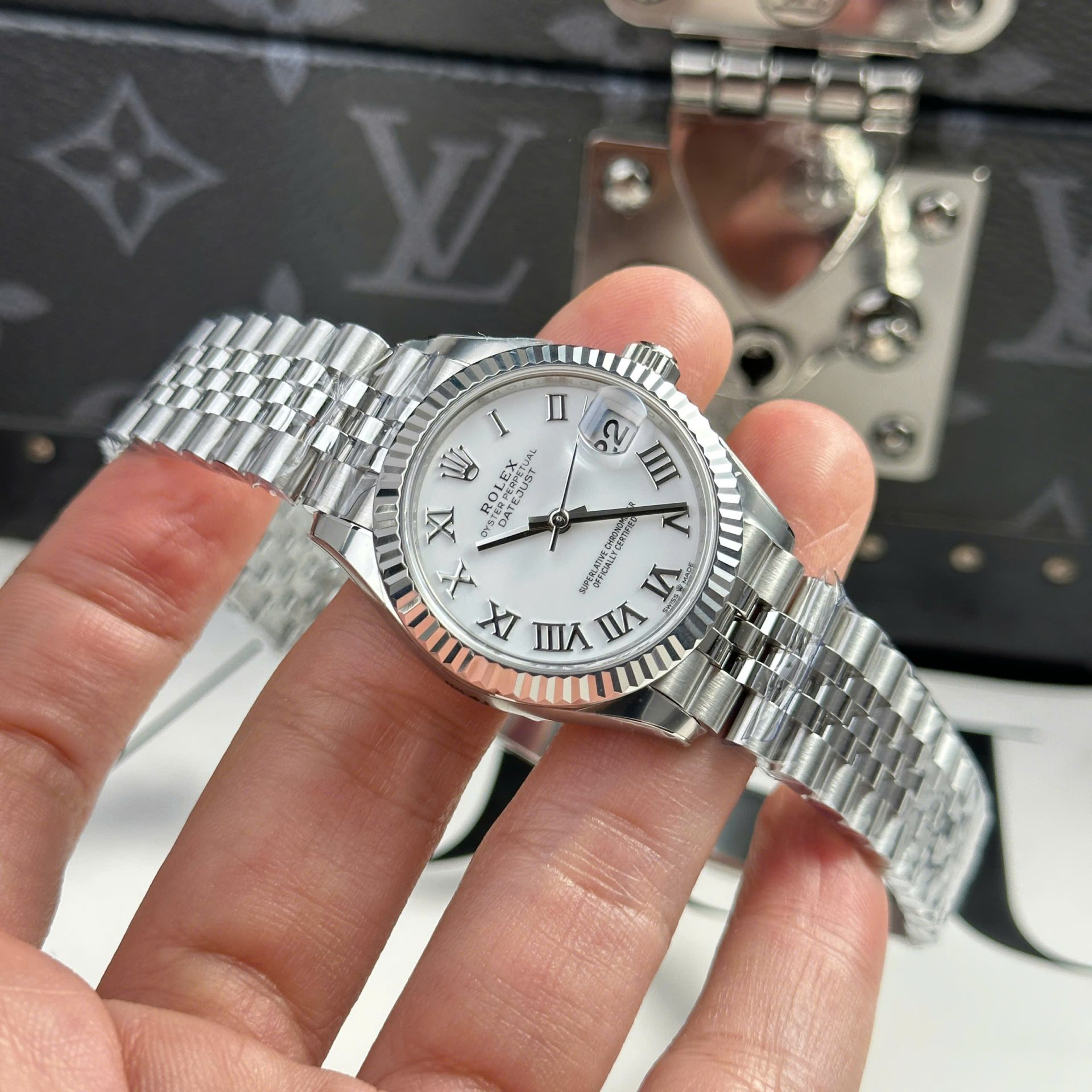 Dong-Ho-Rolex-DateJust-Fake-11-Cao-Cap-Mat-Trang-Coc-So-La-Ma-Nha-May-THB-31mm-5-1