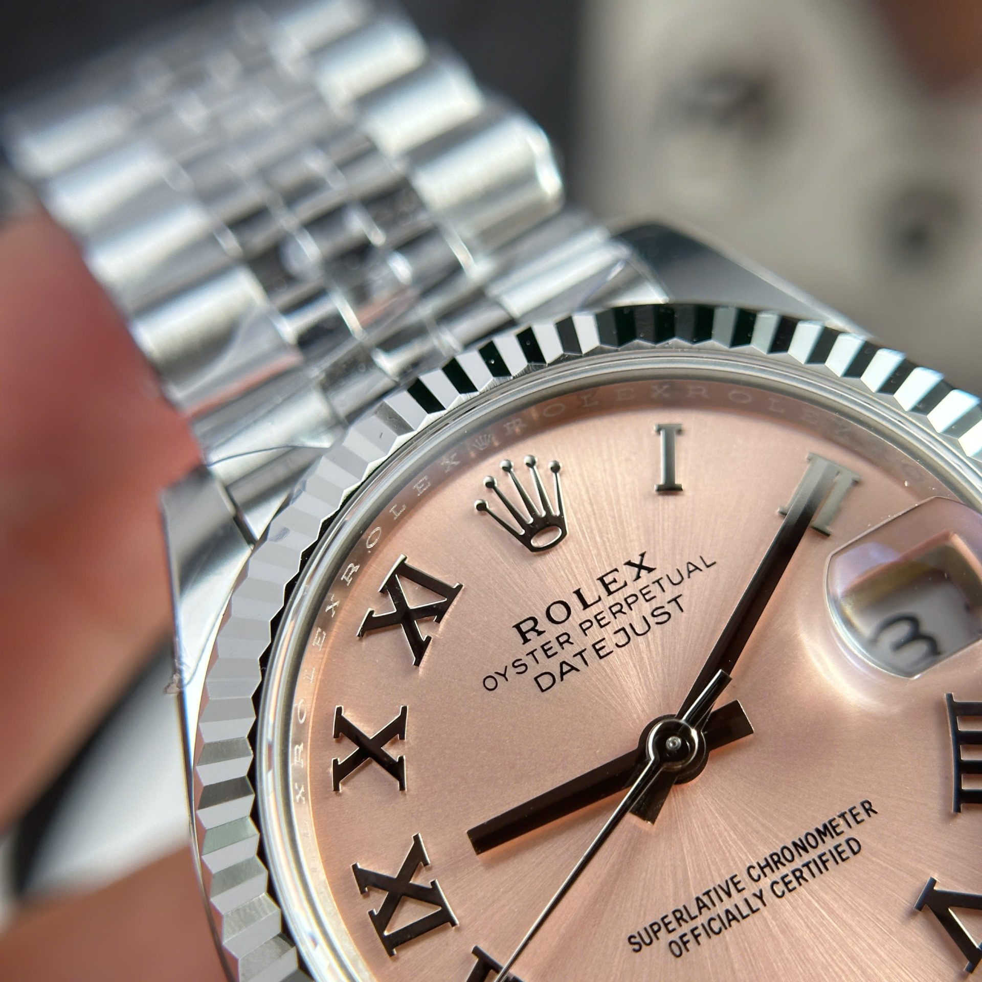 Dong-Ho-Rolex-DateJust-Rep-11-Cao-Cap-Mat-Hong-Coc-So-La-Ma-Xuong-THB-31mm-2-1