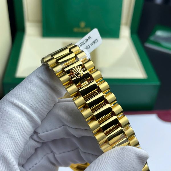 Dong-Ho-Rolex-Day-Date-Che-Tac-Boc-Vang-Dinh-Kim-Cuong-Moissanite-Trong-Luong-173-Gram-40mm-1-1