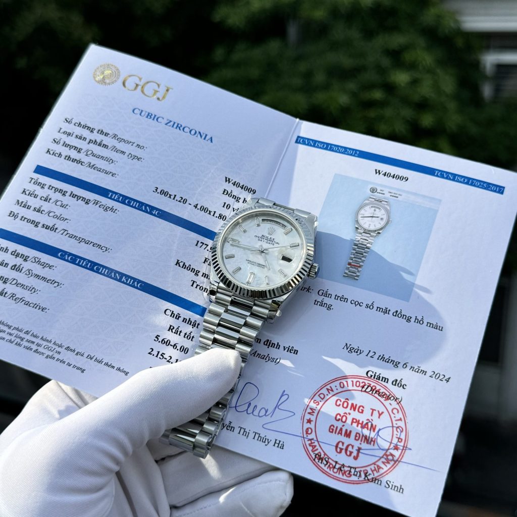 Dong-Ho-Rolex-Day-Date-Che-Tac-Mat-Xa-Cu-Coc-So-Dinh-Kim-Cuong-Moissanite-Baguetee-40mm-6-1