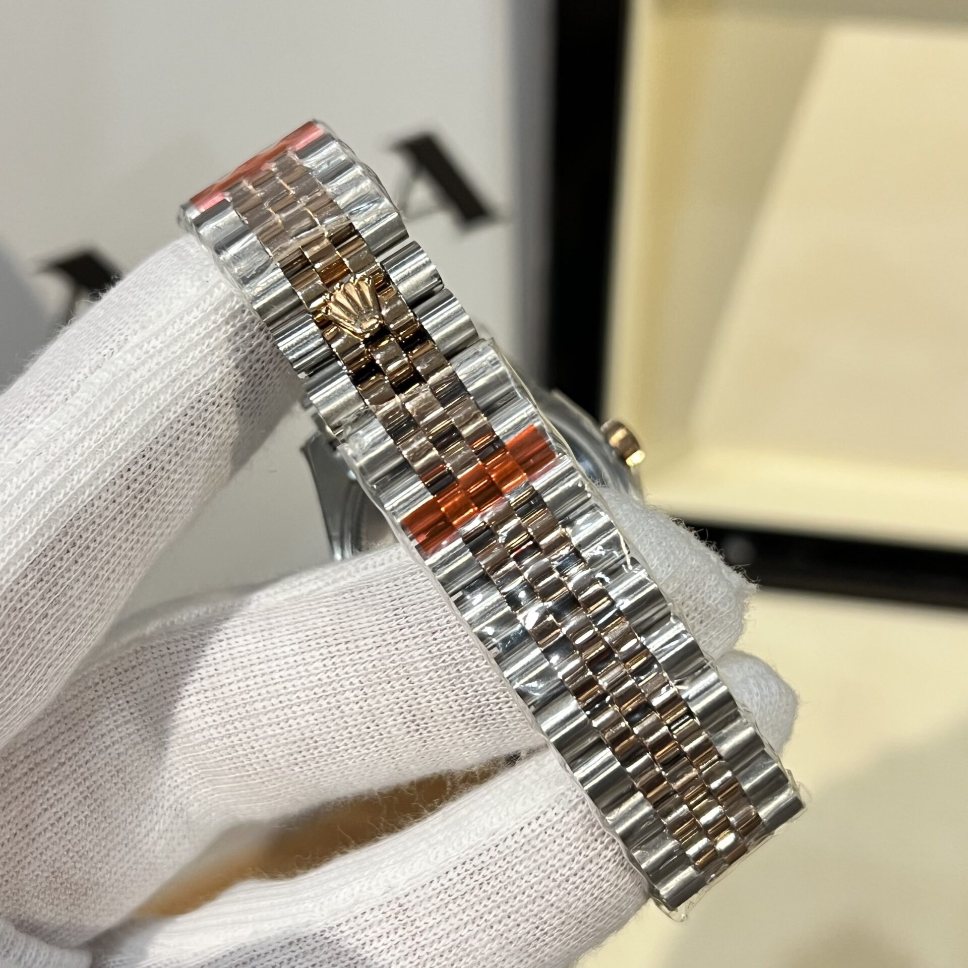 Dong-Ho-Rolex-Nu-Dinh-Da-Mat-So-Xam-Fake-11-31mm-2-1