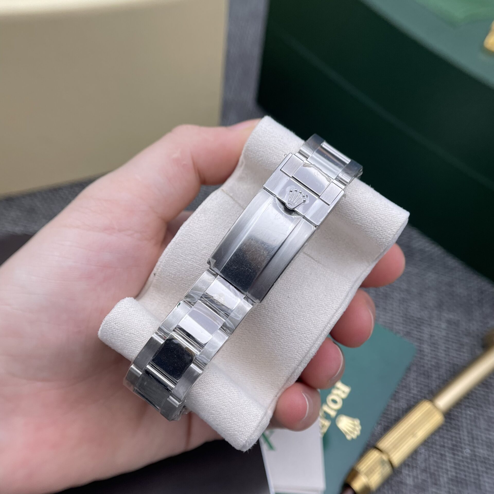 Dong-Ho-Rolex-Replica-1-1