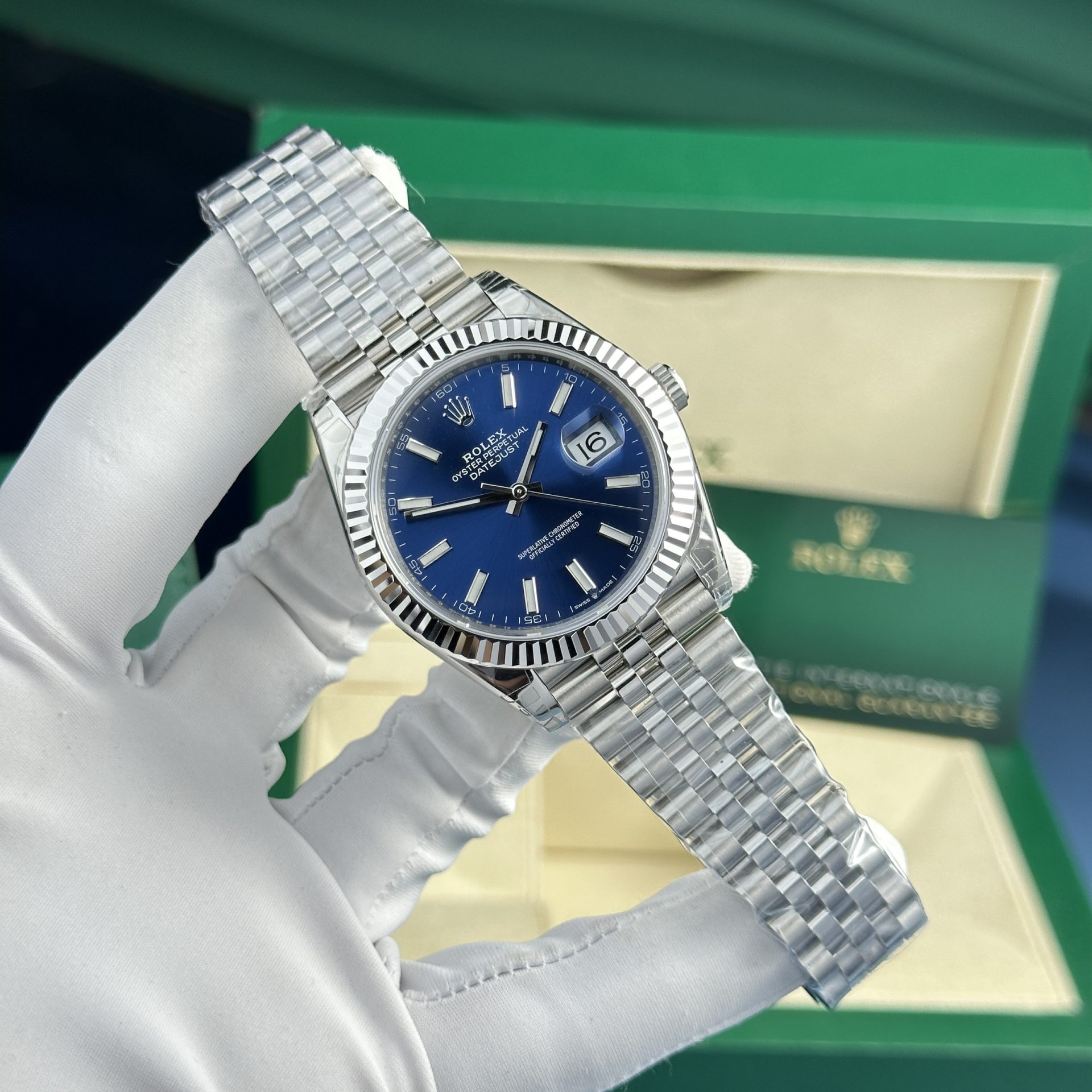Dong-Ho-Rolex-Replica-11-DateJust-126334-Mat-So-Xanh-Duong-VS-Factory-41mm-1-1